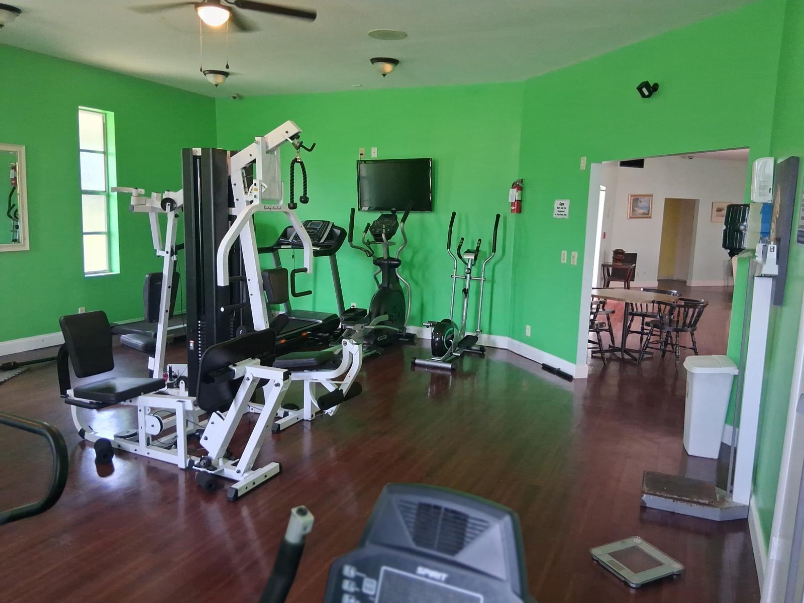 2100 Springdale #303, Palm Springs FL 33461