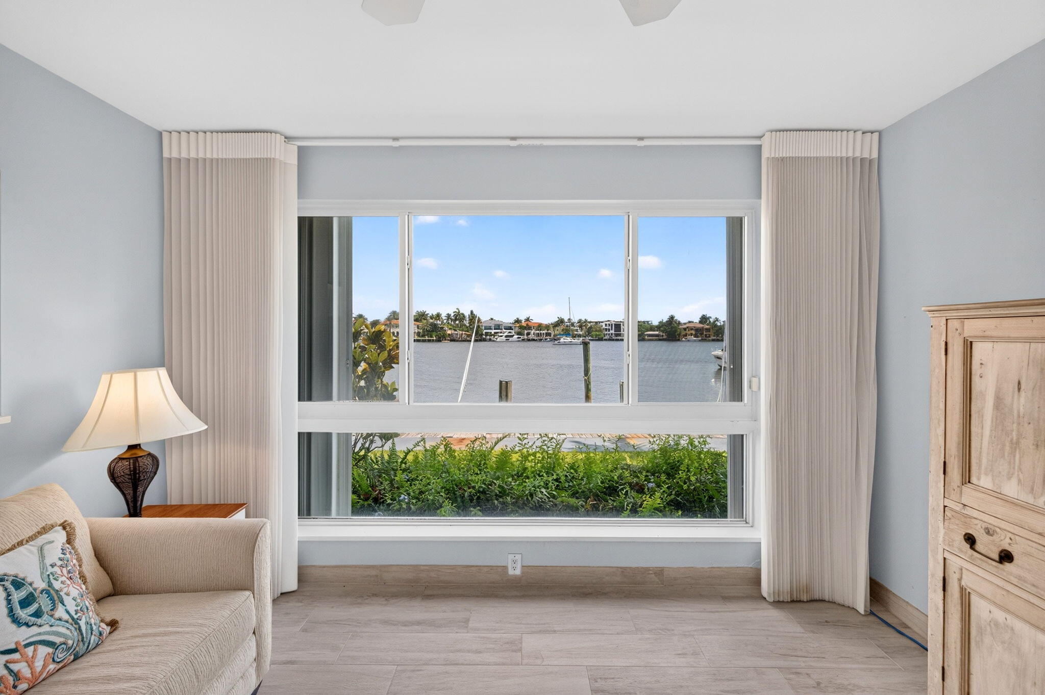 2727 Yacht Club #1b, Fort Lauderdale FL 33304