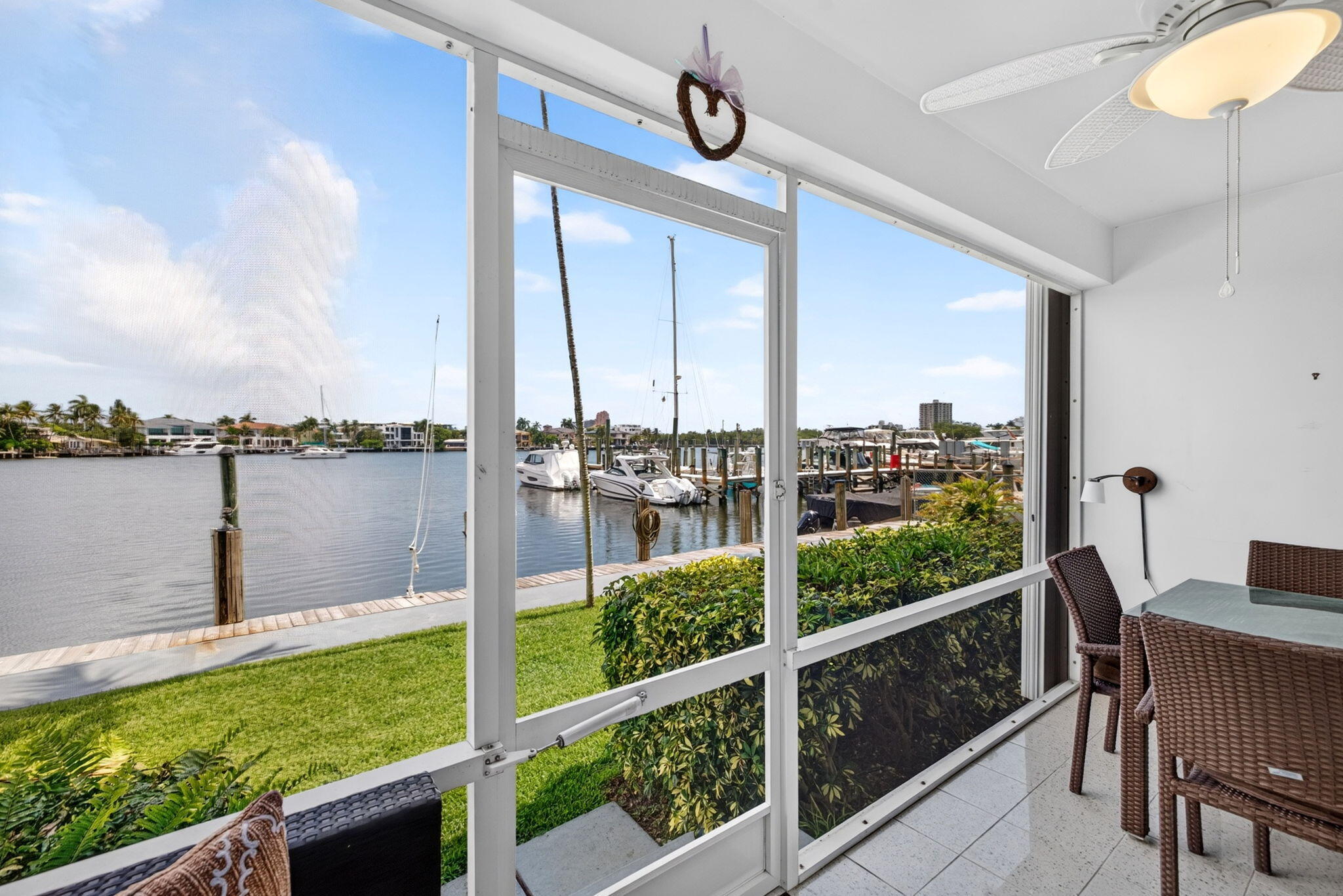 2727 Yacht Club #1b, Fort Lauderdale FL 33304