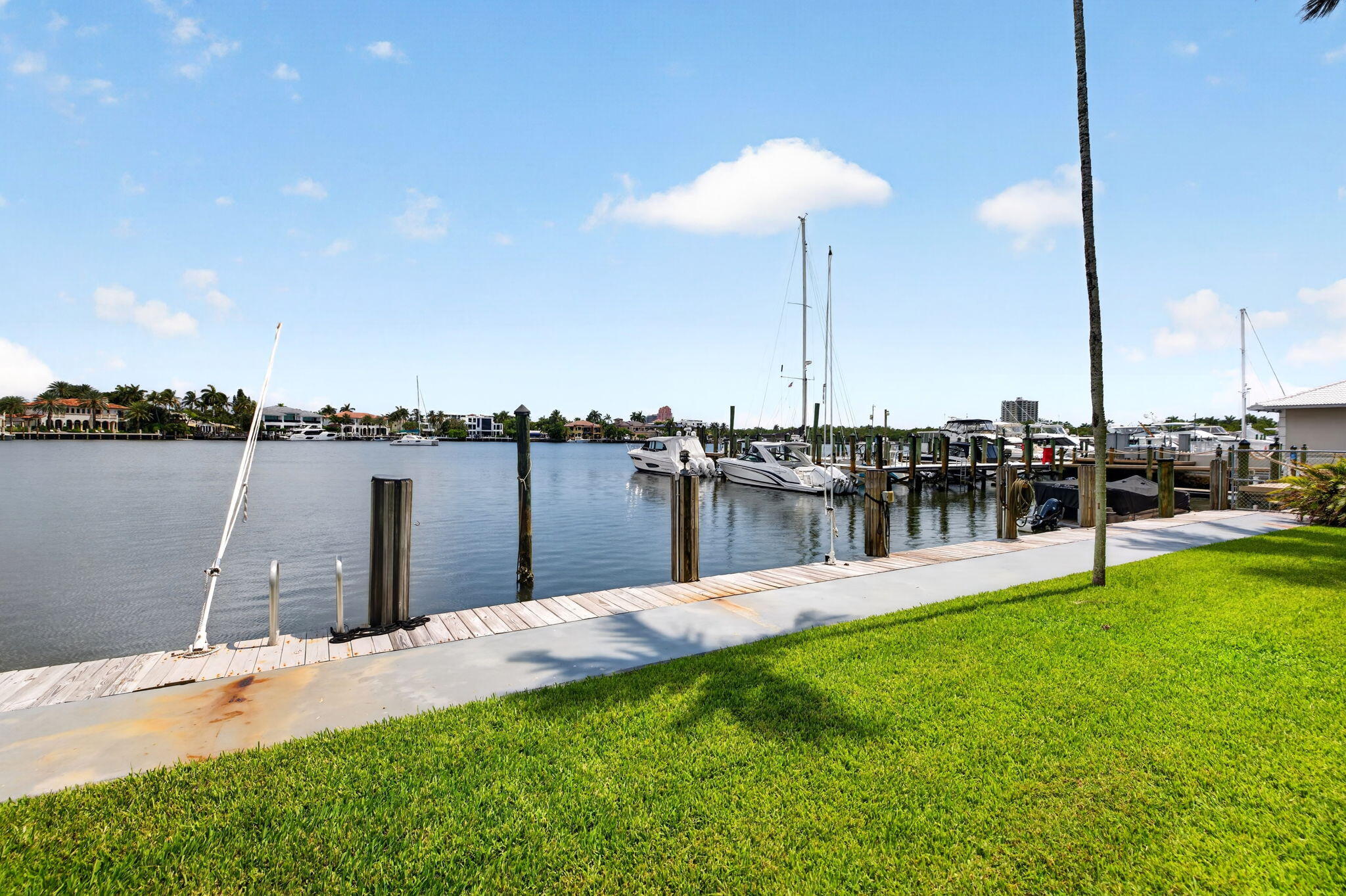 2727 Yacht Club #1b, Fort Lauderdale FL 33304