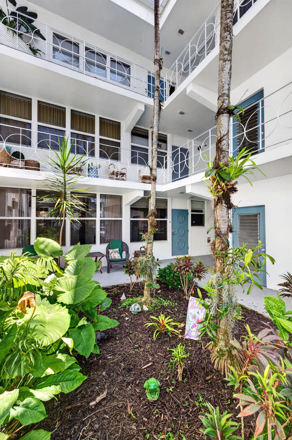 2727 Yacht Club #1b, Fort Lauderdale FL 33304