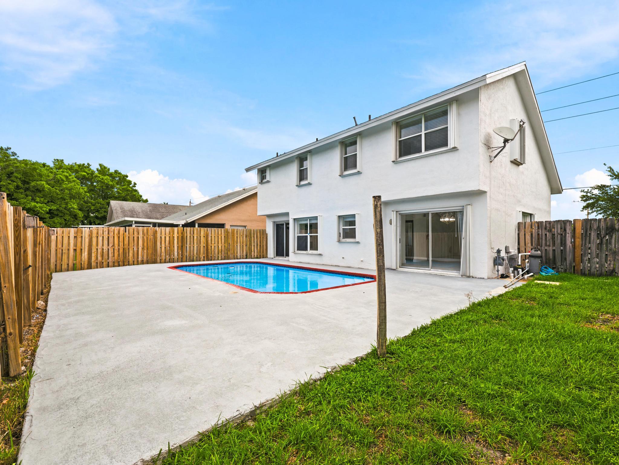 3157 NW 120th, Sunrise FL 33323