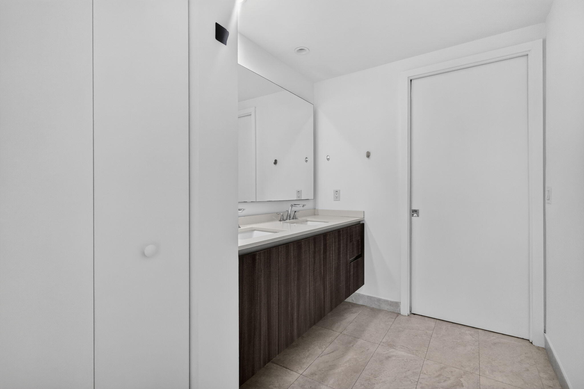 488 NE 18th #807, Miami FL 33132