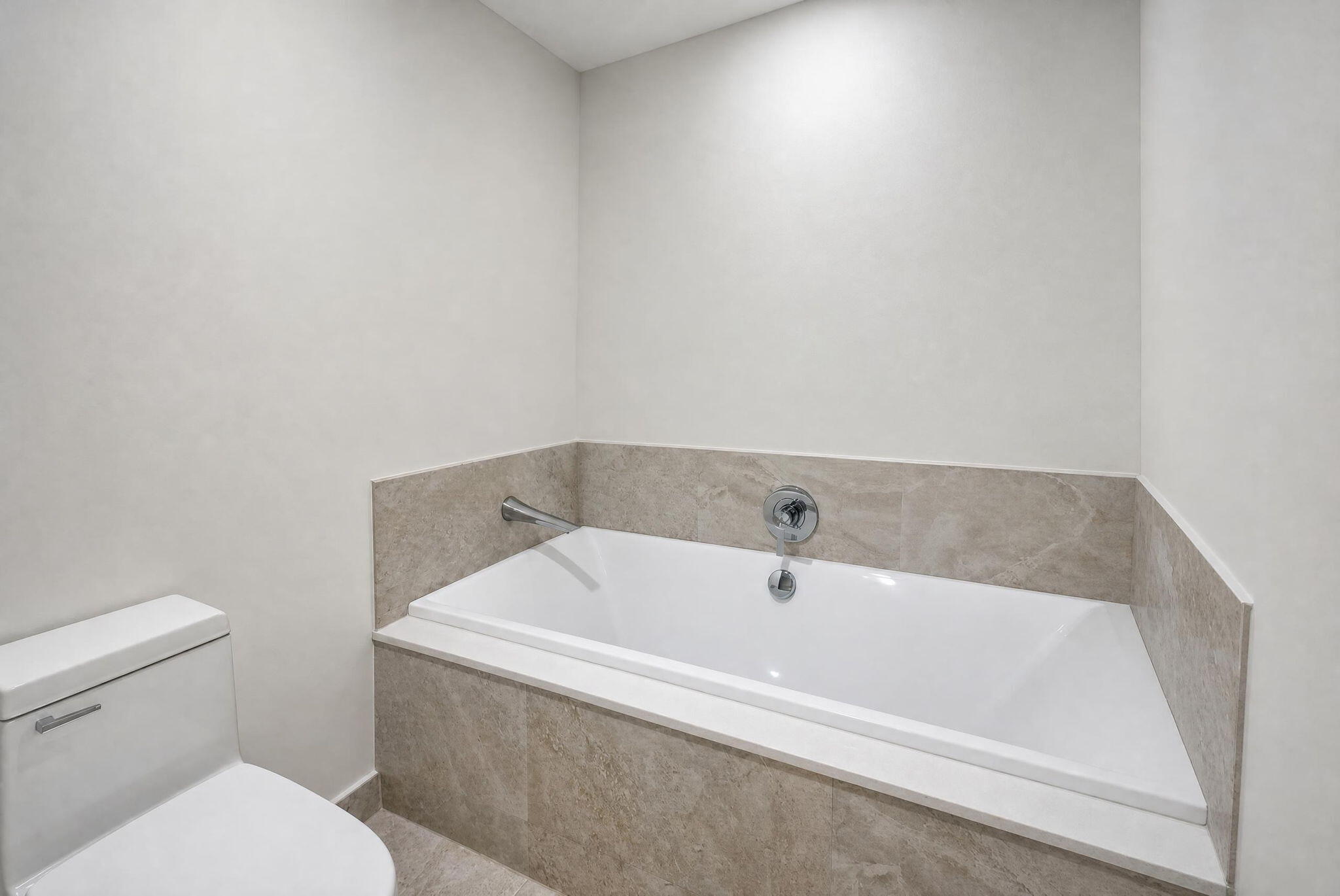488 NE 18th #807, Miami FL 33132
