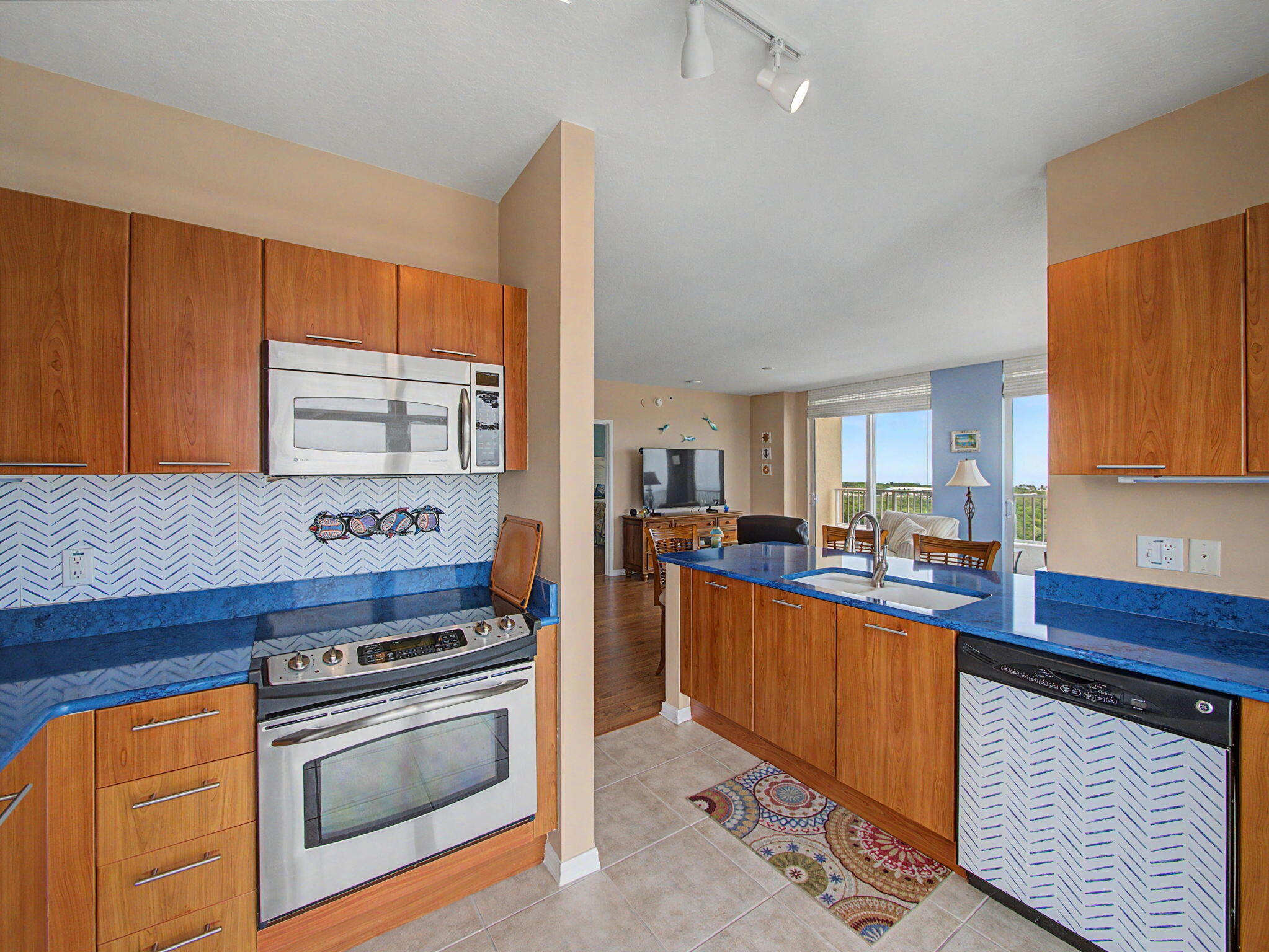 625 Casa Loma #1402, Boynton Beach FL 33435