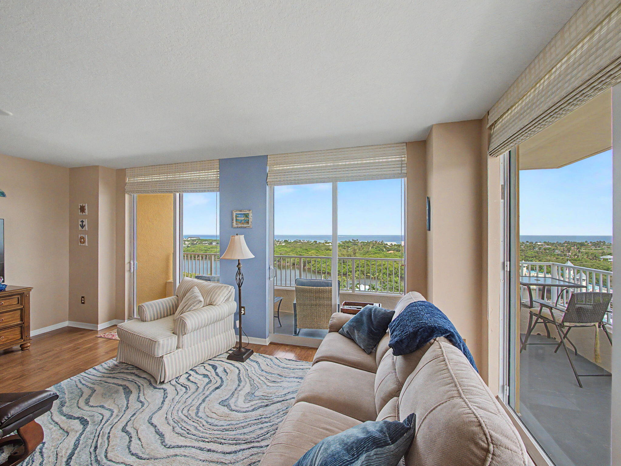 625 Casa Loma #1402, Boynton Beach FL 33435