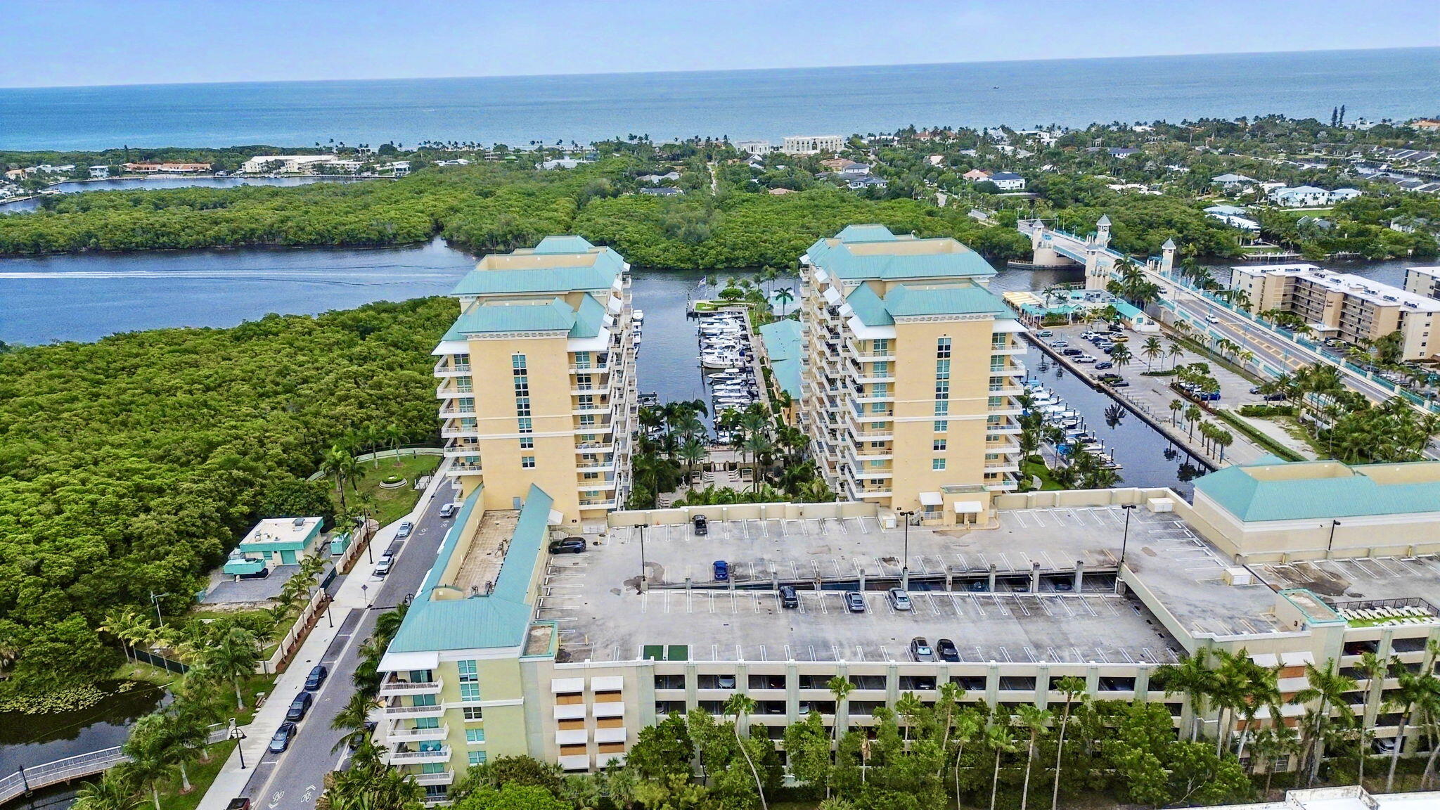 625 Casa Loma #1402, Boynton Beach FL 33435