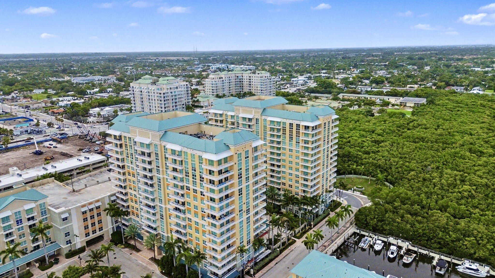 625 Casa Loma #1402, Boynton Beach FL 33435