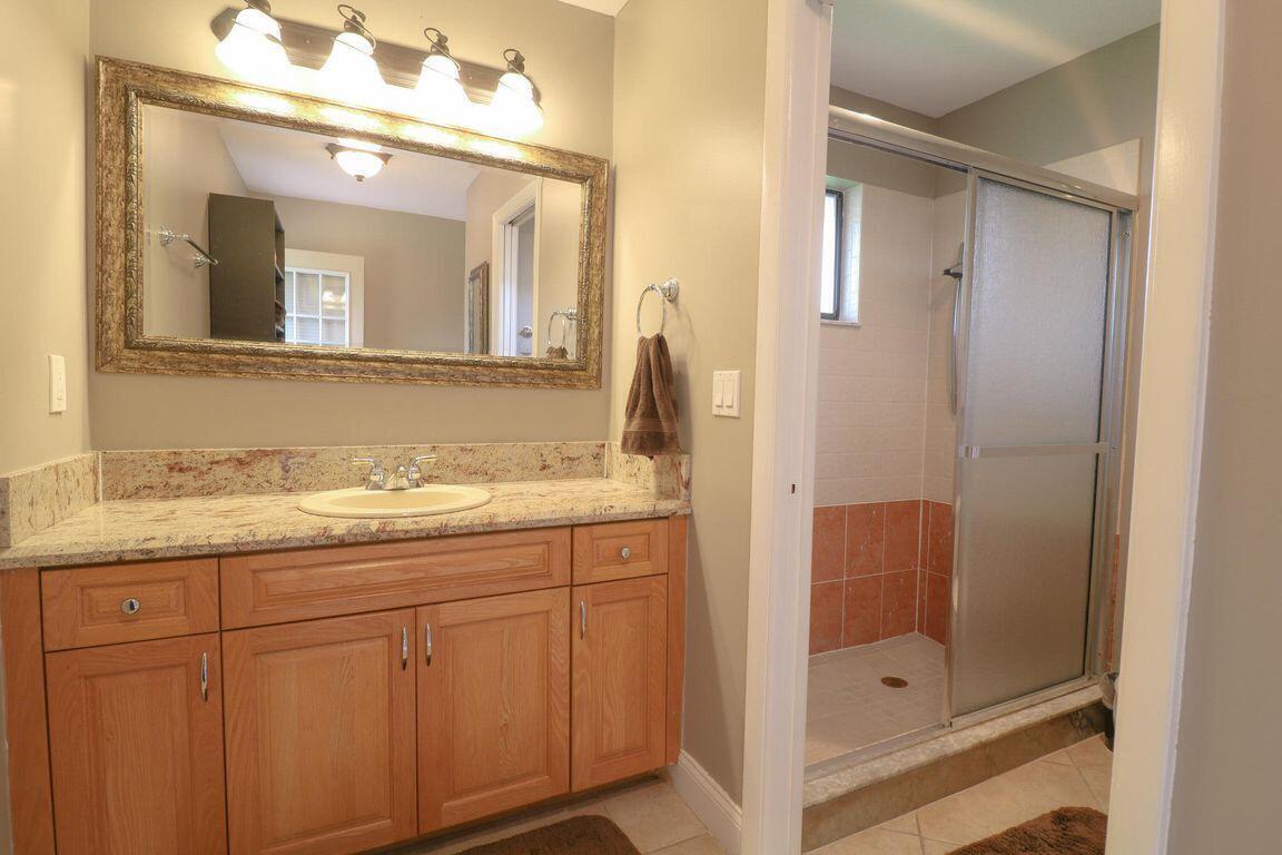 73 Pine Hill, Jupiter FL 33469