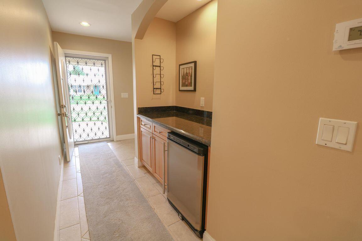 73 Pine Hill, Jupiter FL 33469