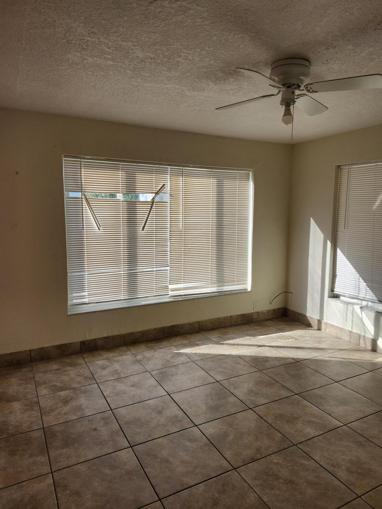 1102 James, Lake Worth FL 33462