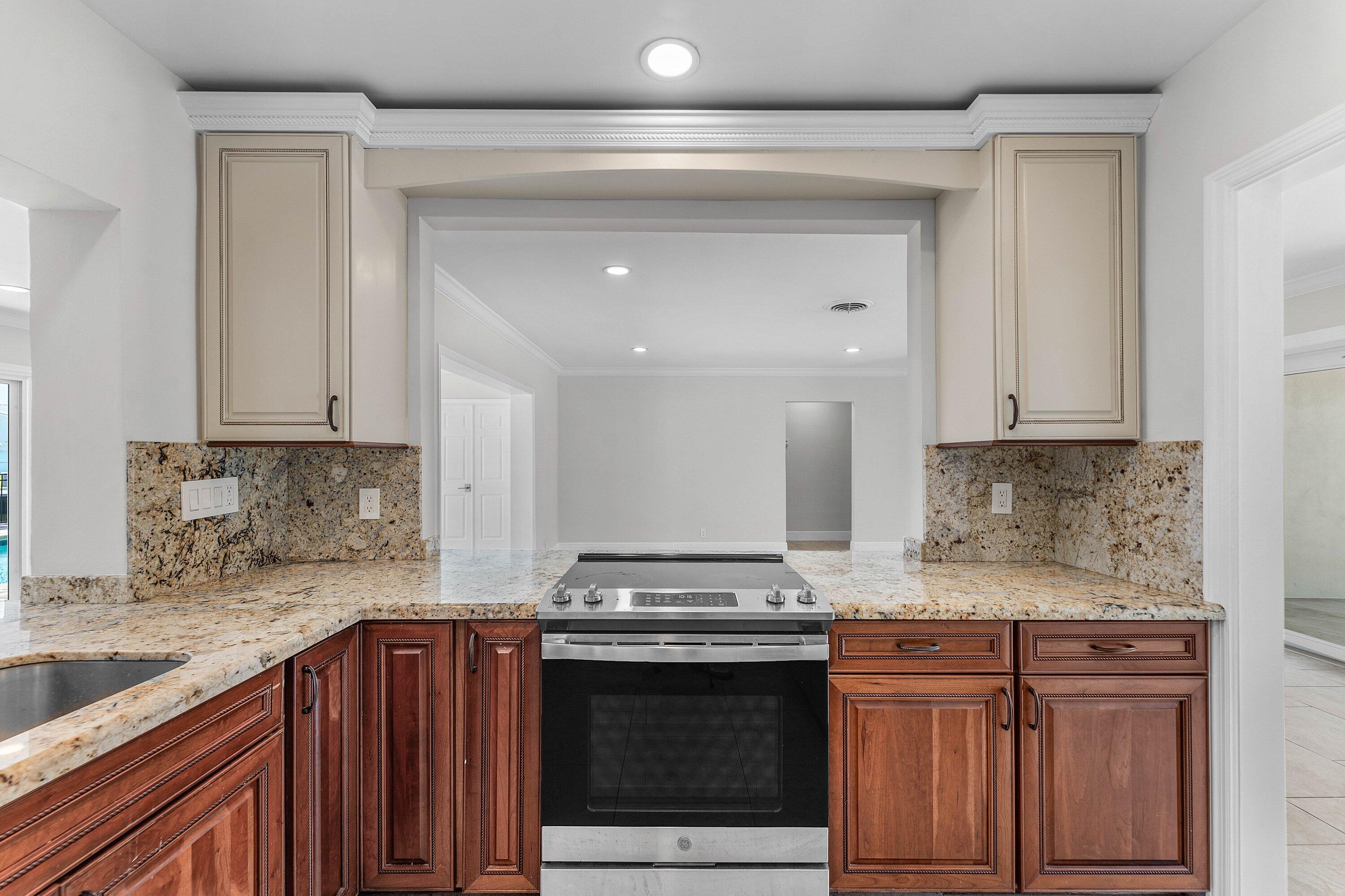 1525 SE 6th, Deerfield Beach FL 33441