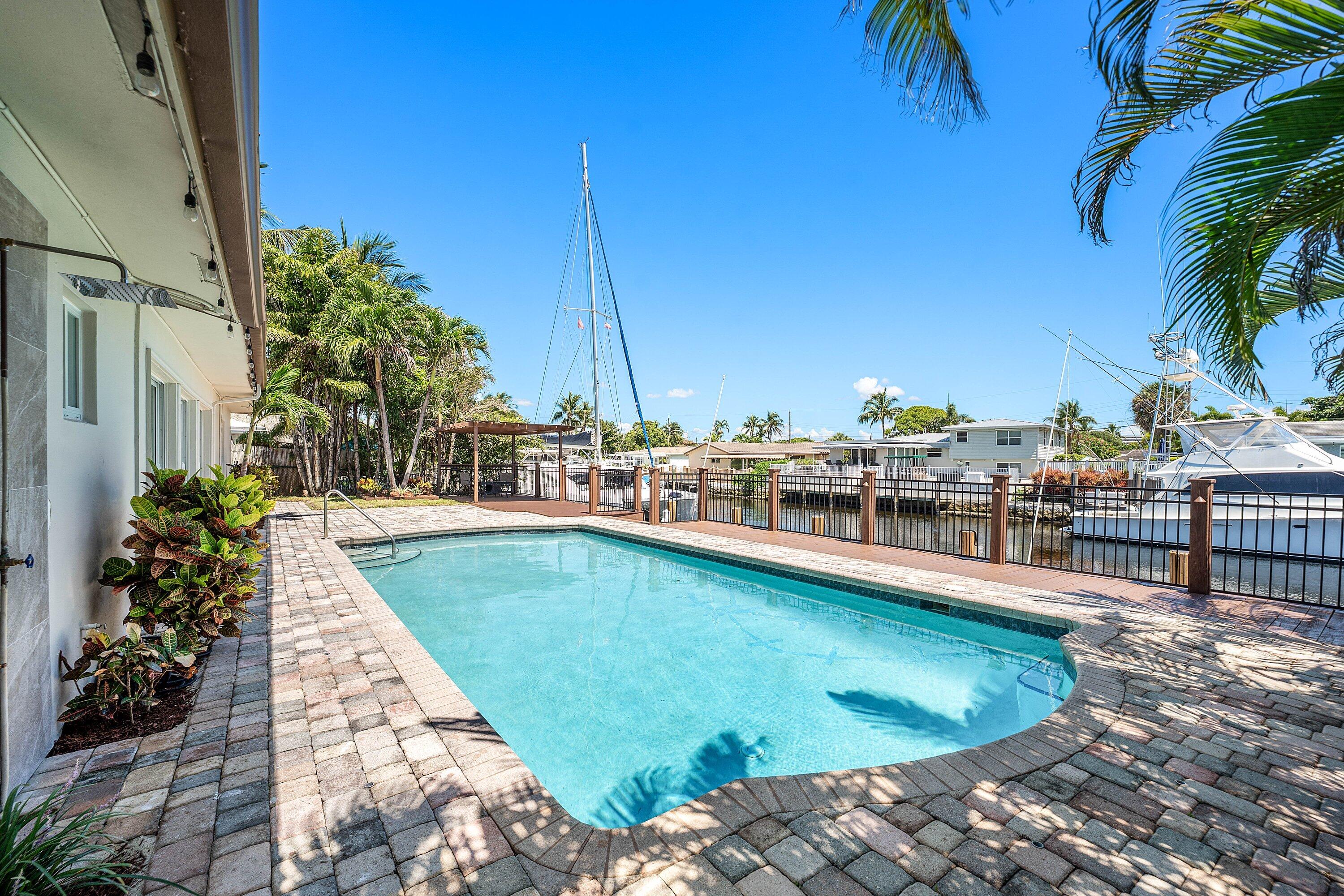 1525 SE 6th, Deerfield Beach FL 33441