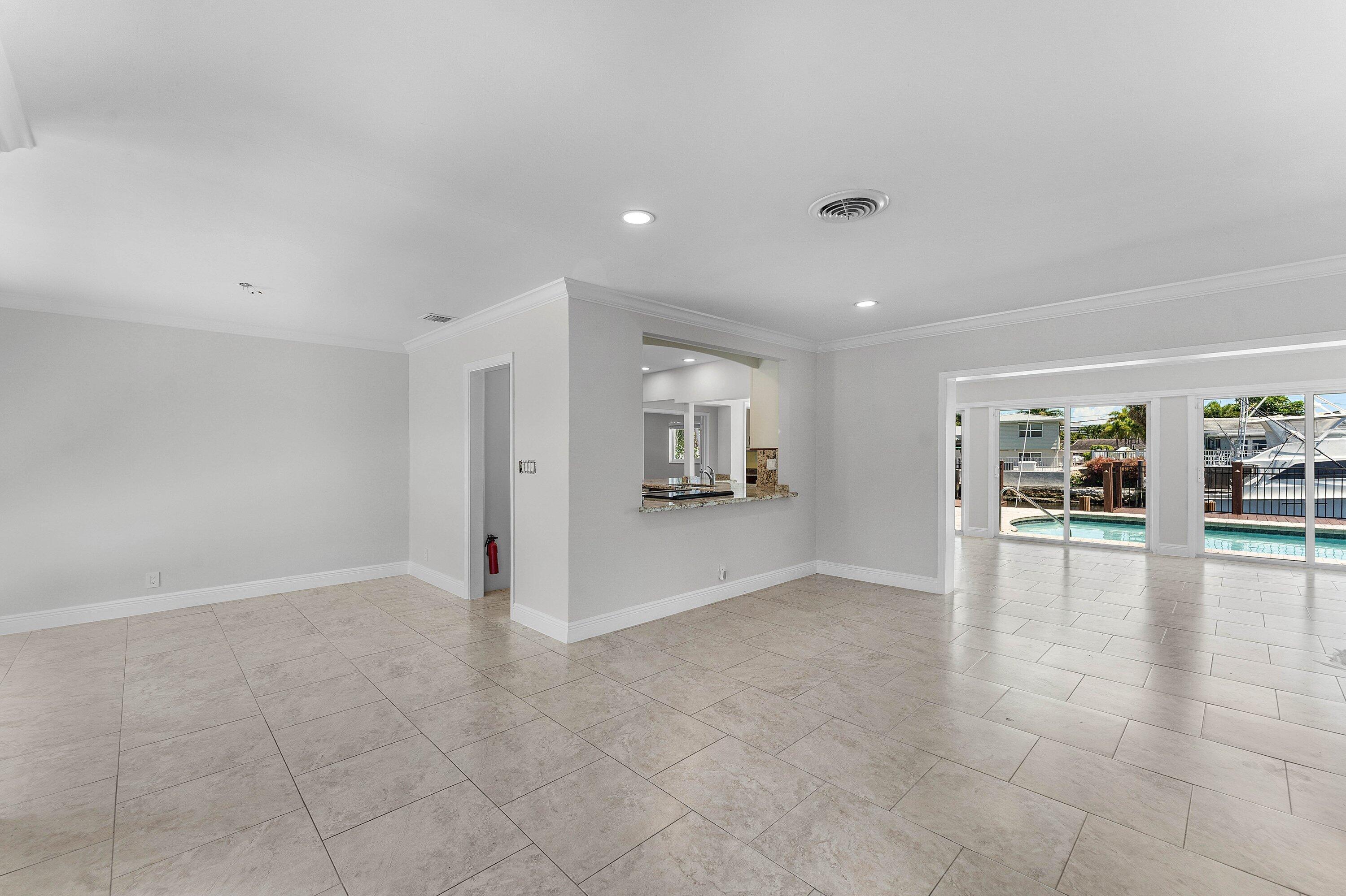1525 SE 6th, Deerfield Beach FL 33441