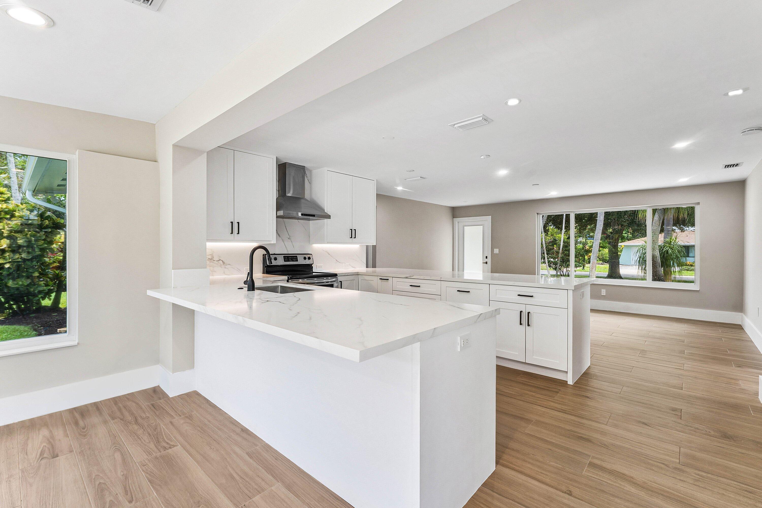 945 Westwind, North Palm Beach FL 33408