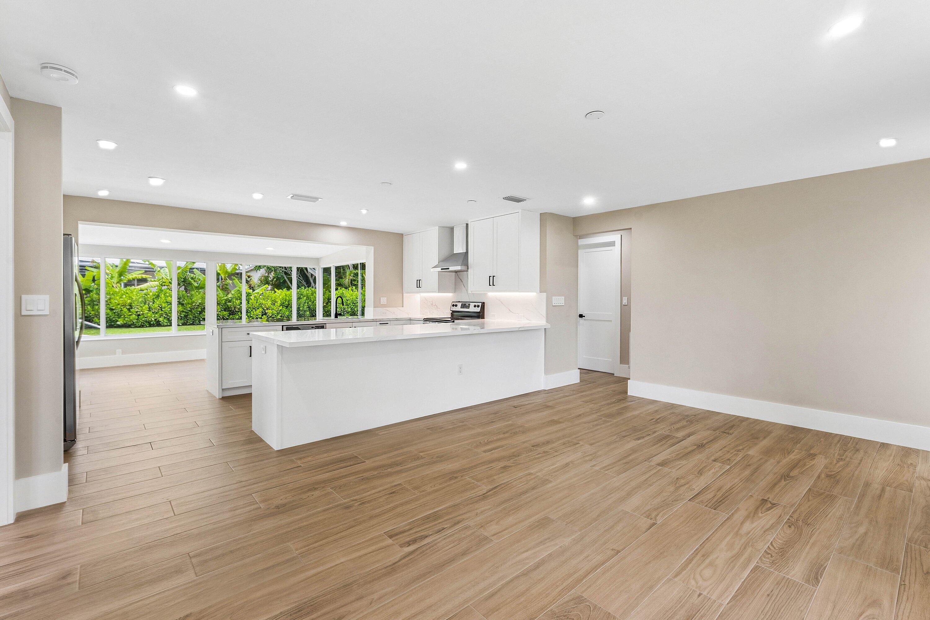 945 Westwind, North Palm Beach FL 33408