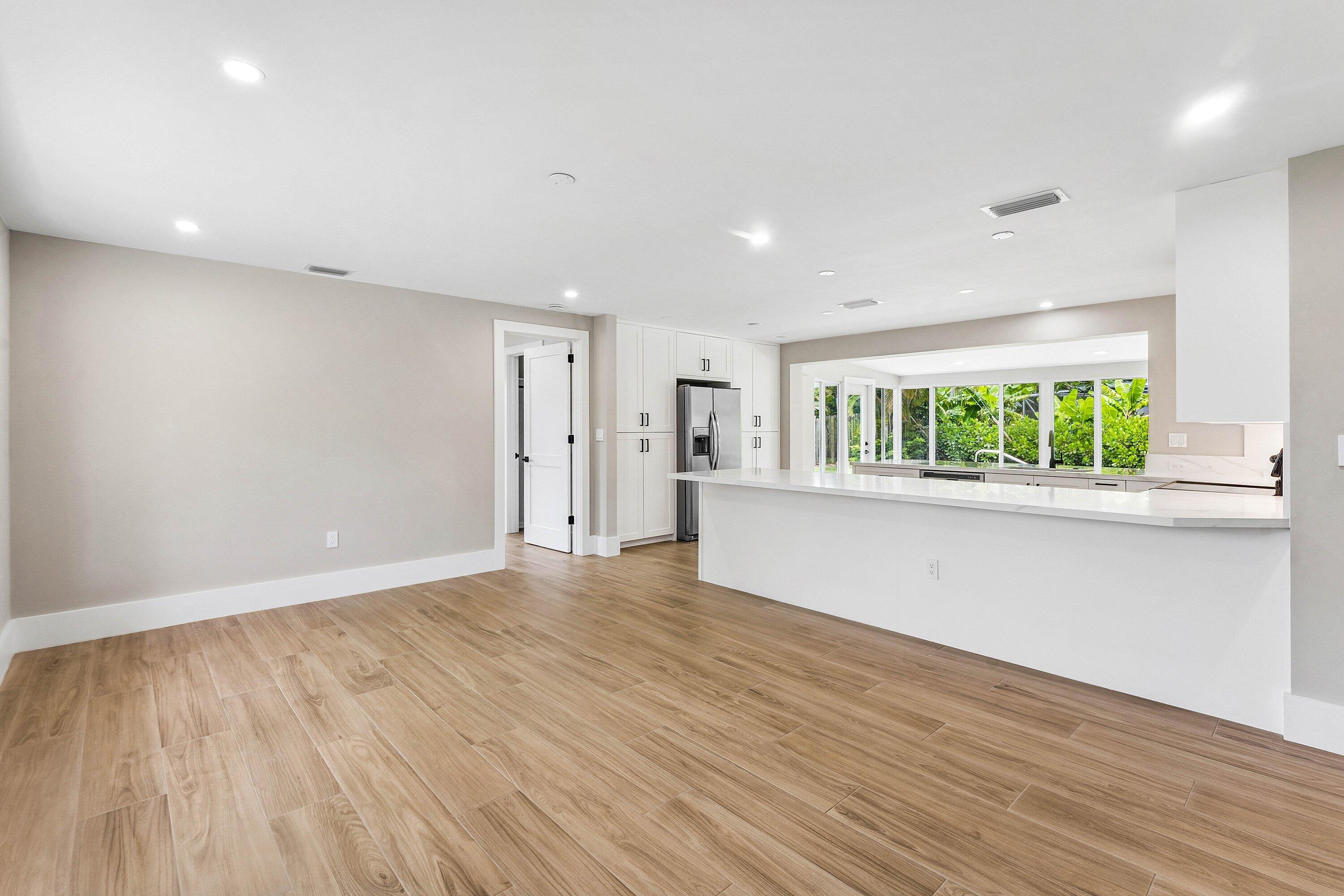 945 Westwind, North Palm Beach FL 33408