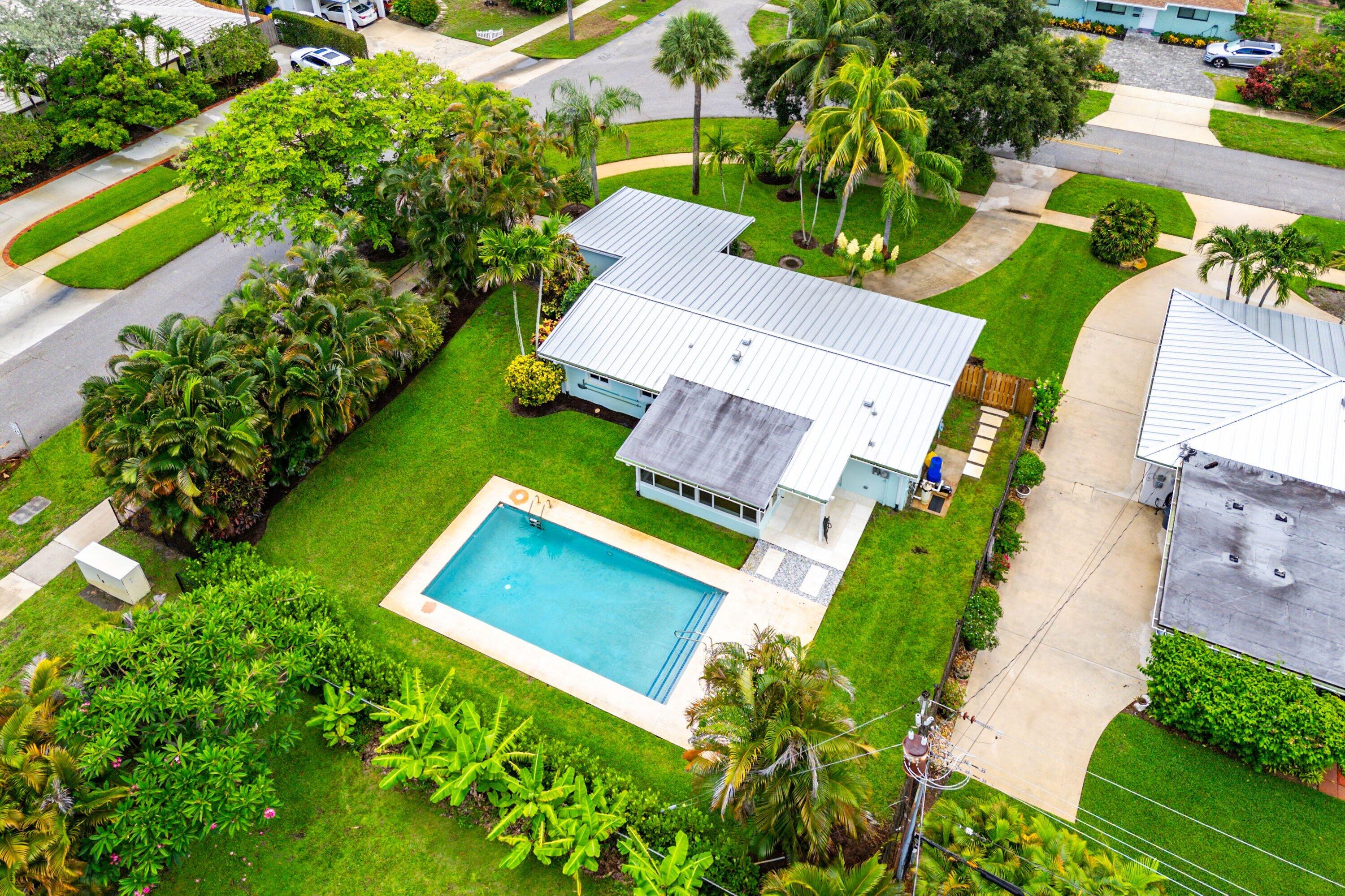 945 Westwind, North Palm Beach FL 33408
