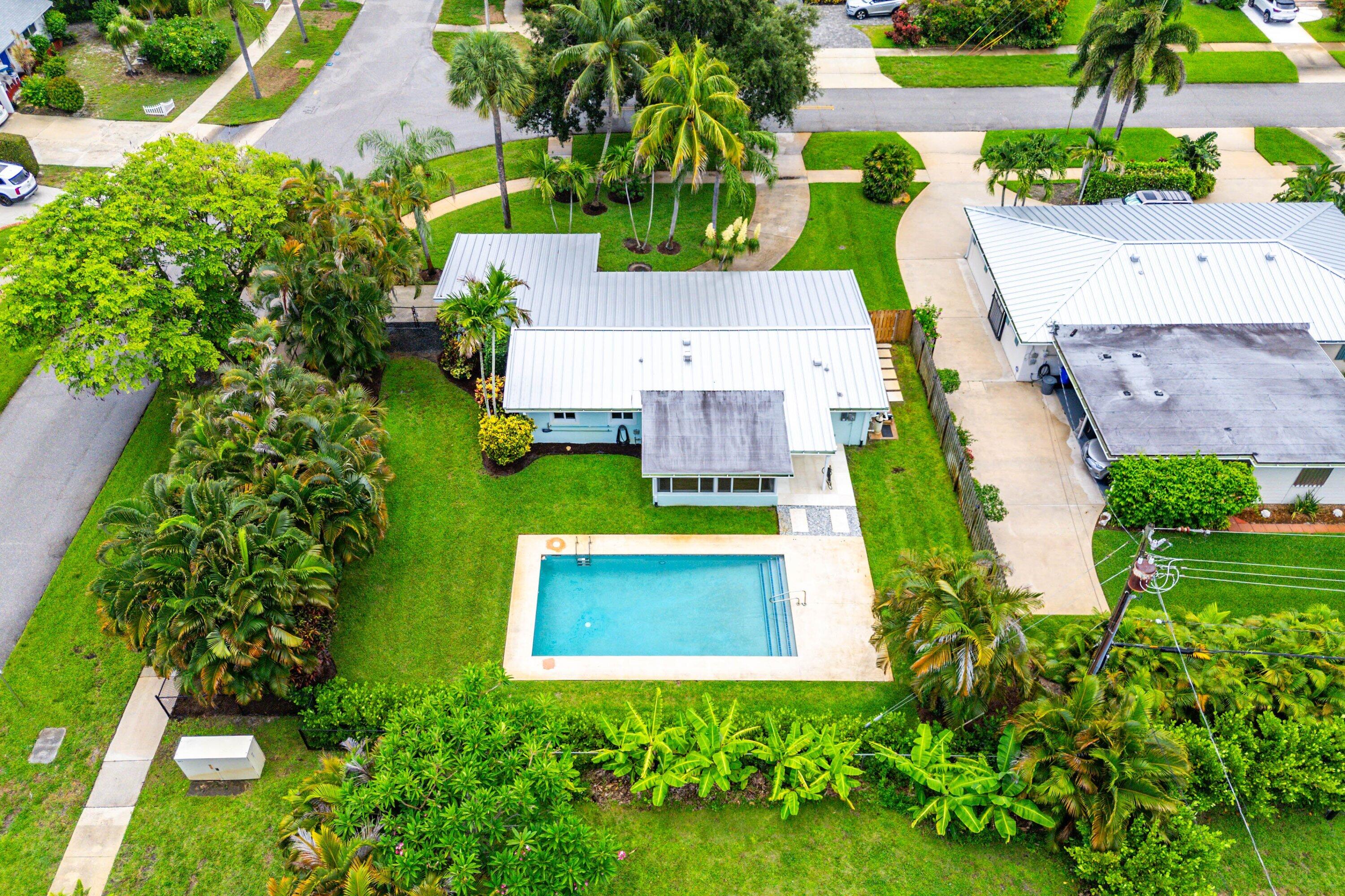 945 Westwind, North Palm Beach FL 33408