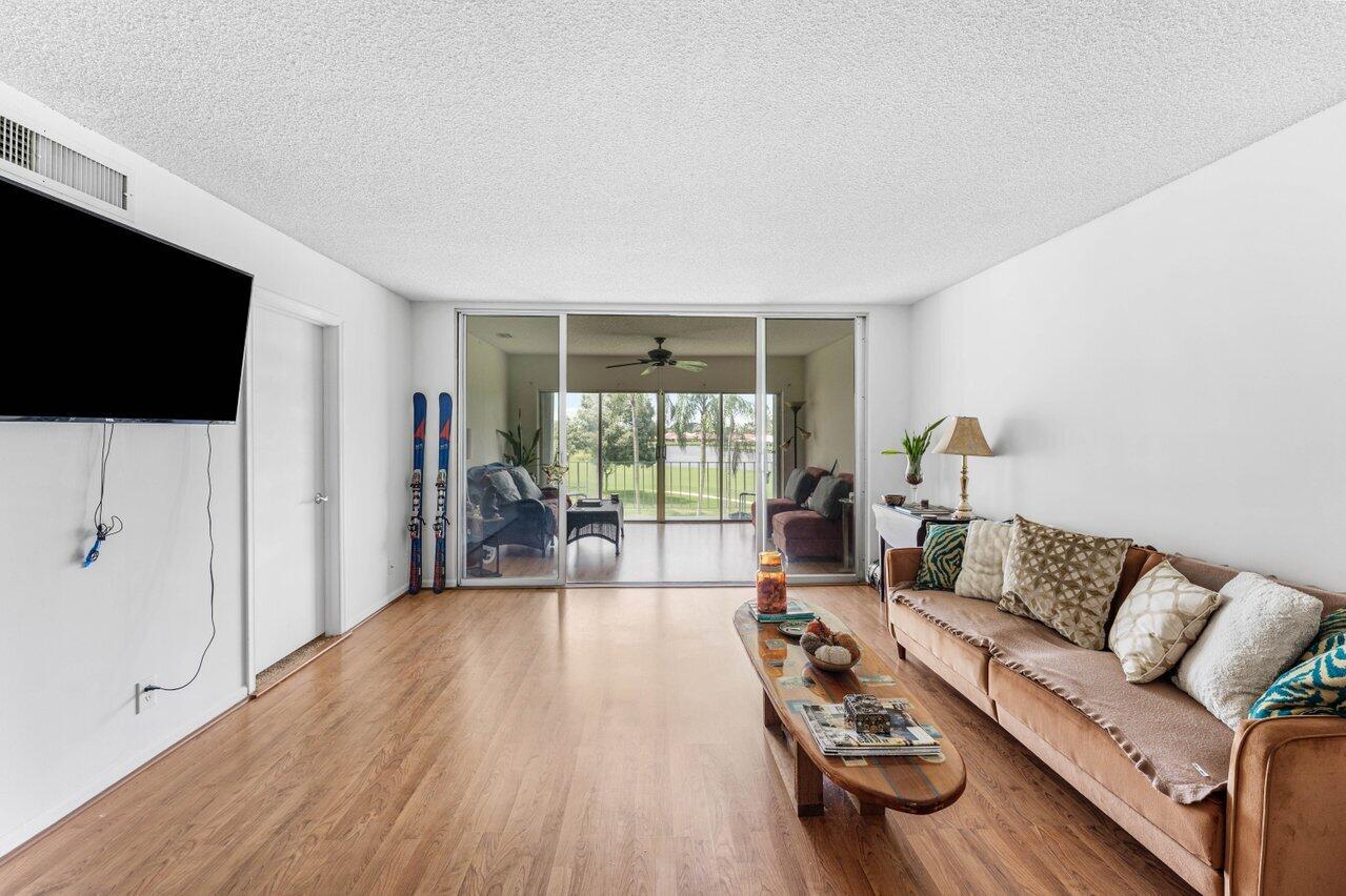 157 Atlantis #301, Atlantis FL 33462