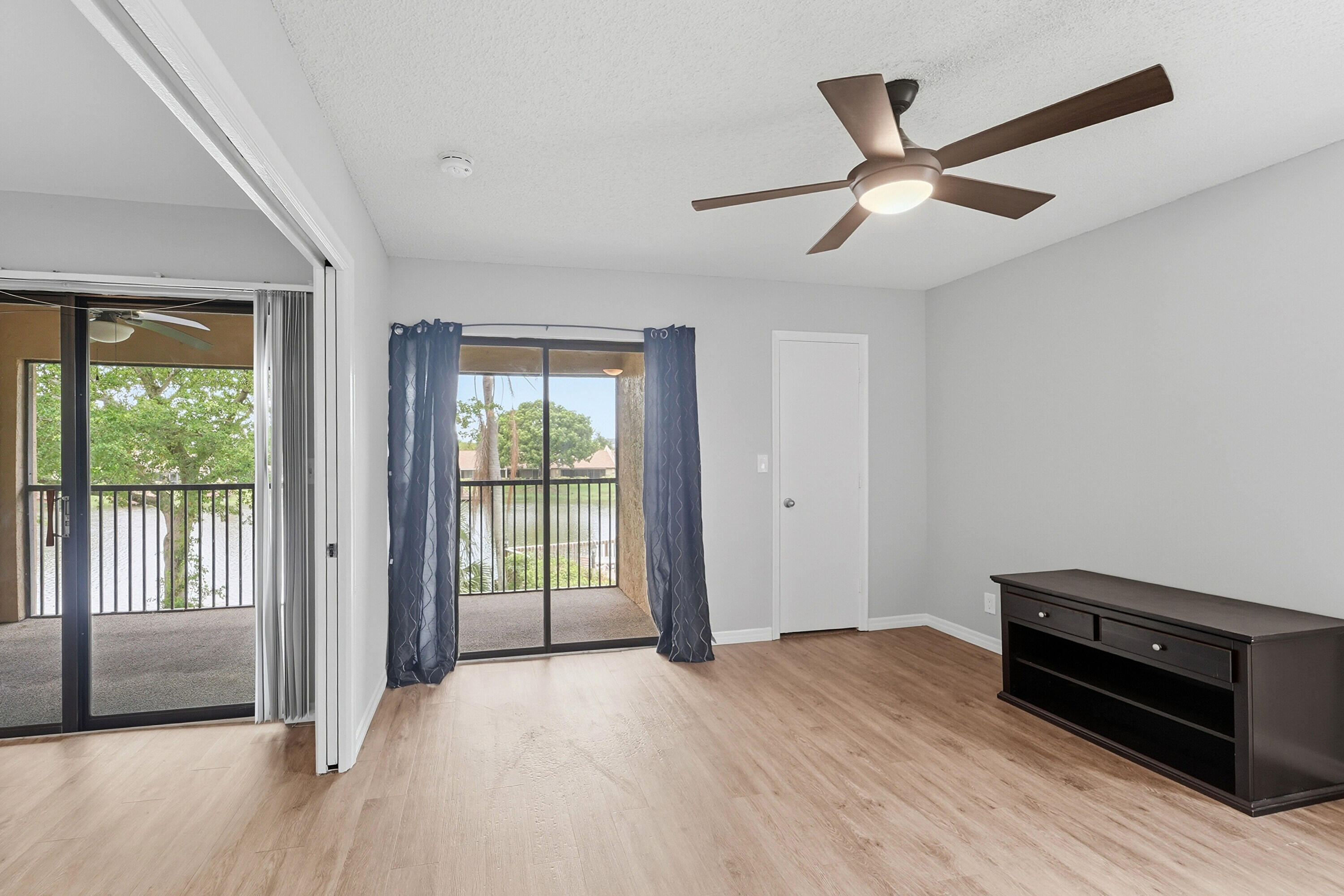 1033 Banks #203, Margate FL 33063