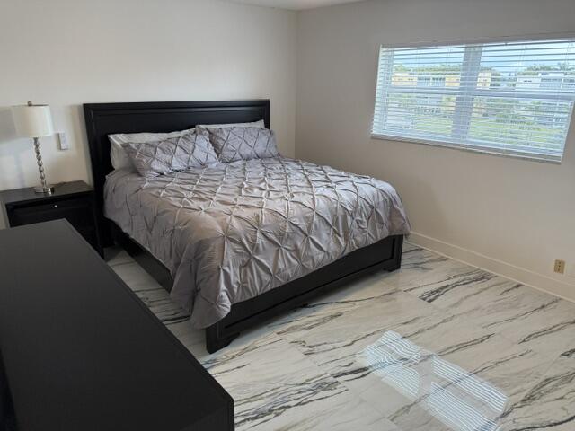 205 SE 11th #405, Dania Beach FL 33004