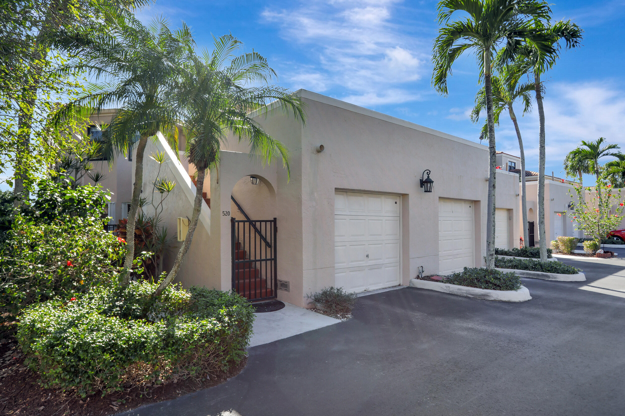 6646 Villa Sonrisa #520, Boca Raton FL 33433