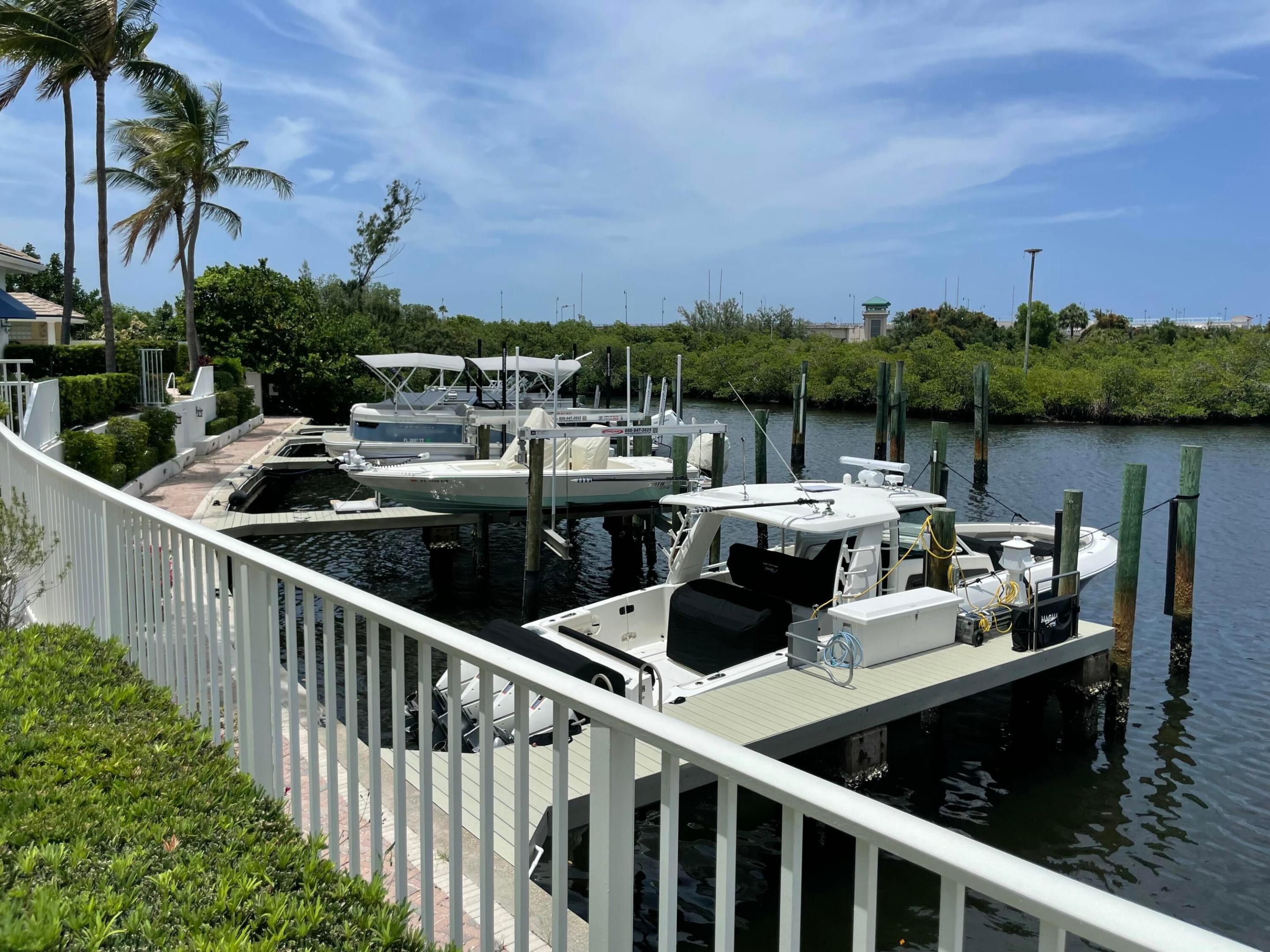 3527 Jonathans Harbour, Jupiter FL 33477