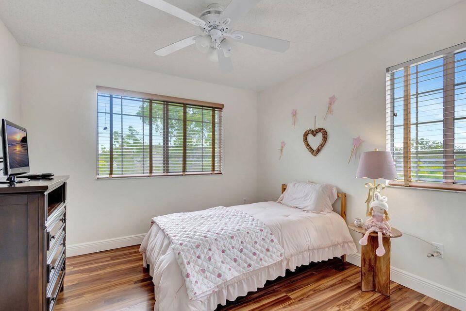 1400 S Crestwood #1407, Royal Palm Beach FL 33411