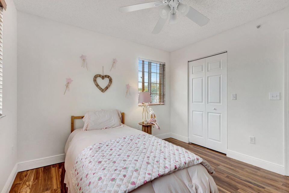 1400 S Crestwood #1407, Royal Palm Beach FL 33411