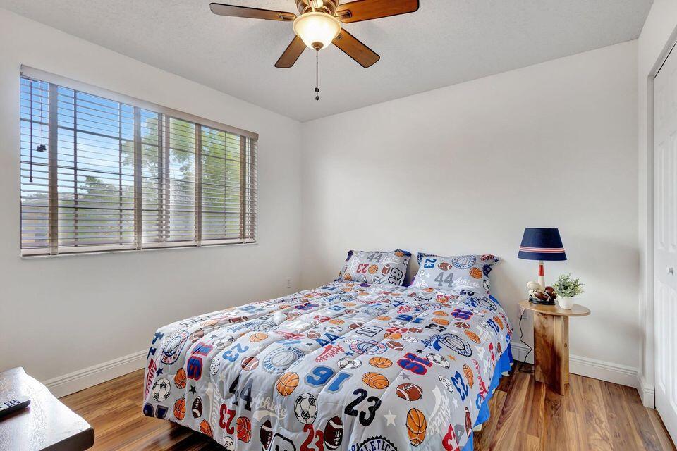 1400 S Crestwood #1407, Royal Palm Beach FL 33411