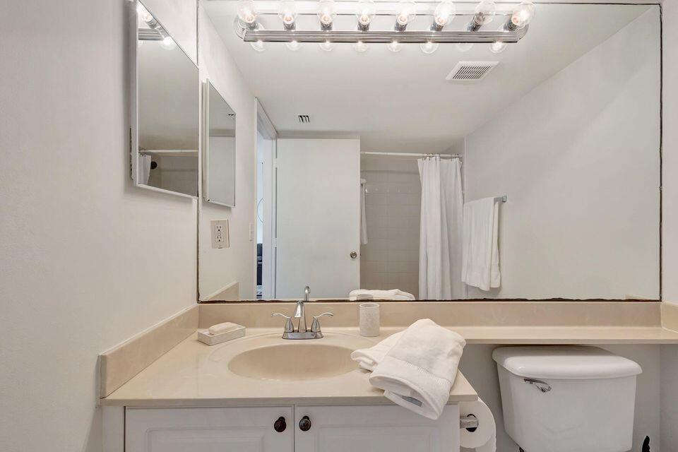 1400 S Crestwood #1407, Royal Palm Beach FL 33411