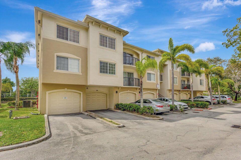 1400 S Crestwood #1407, Royal Palm Beach FL 33411
