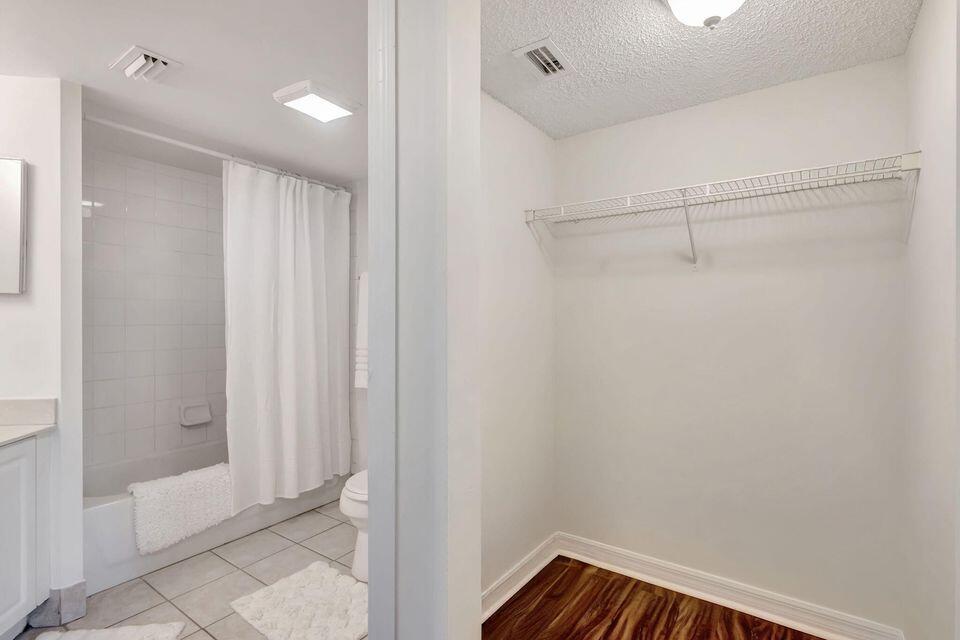 1400 S Crestwood #1407, Royal Palm Beach FL 33411