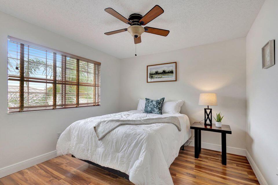 1400 S Crestwood #1407, Royal Palm Beach FL 33411