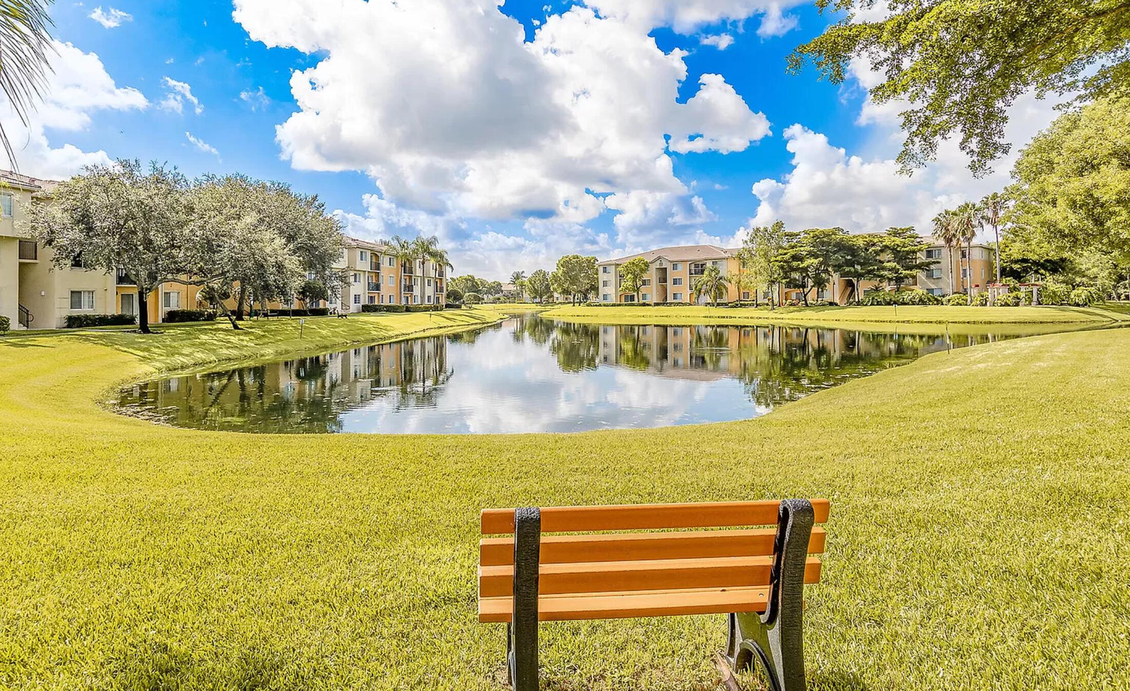 1400 S Crestwood #1407, Royal Palm Beach FL 33411