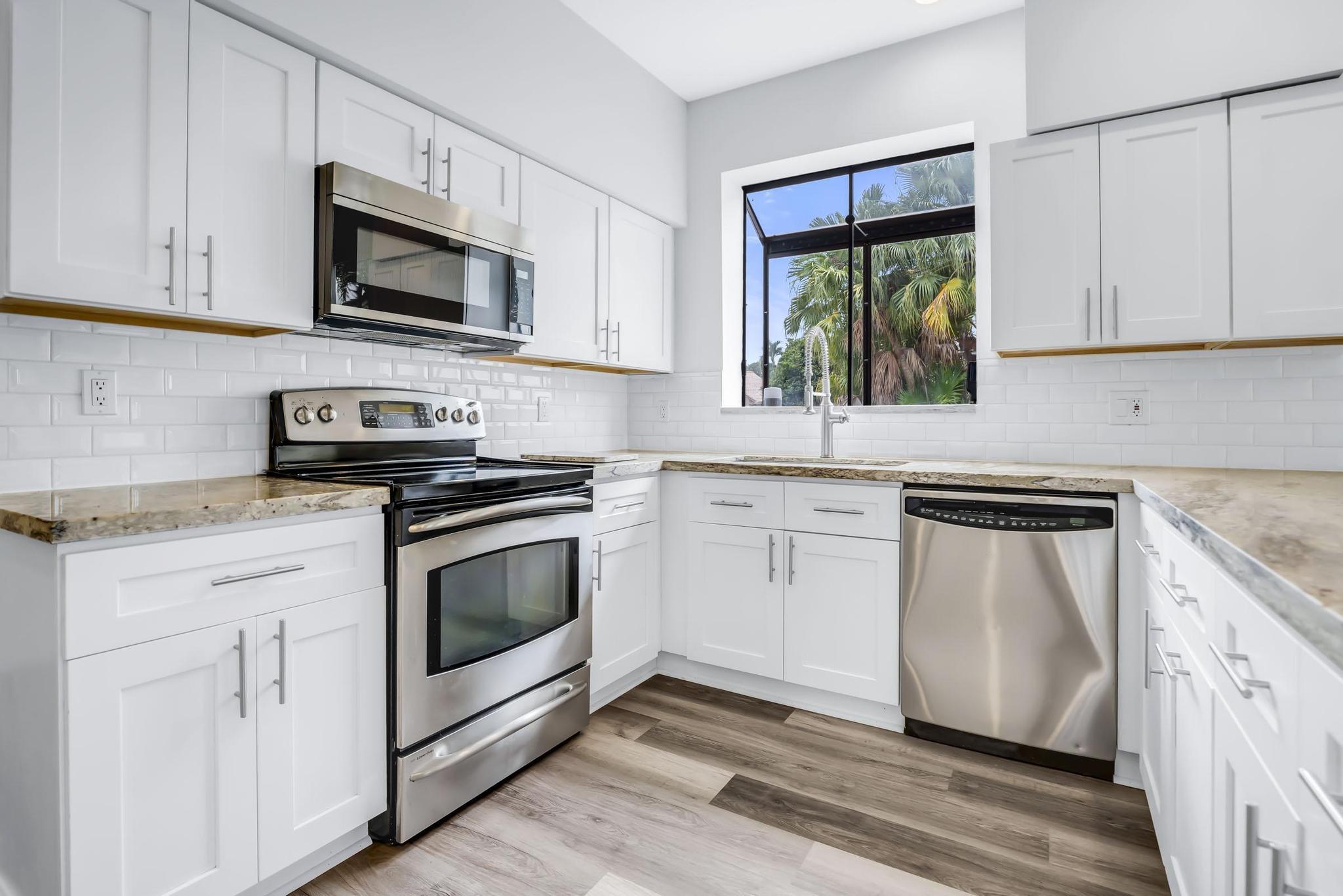 19325 Cherry Hills, Boca Raton FL 33498