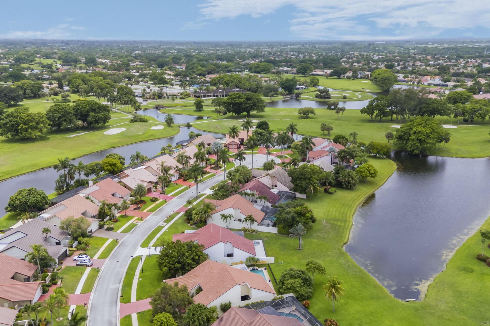 19325 Cherry Hills, Boca Raton FL 33498