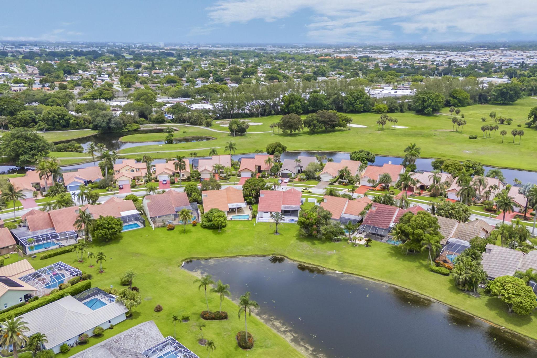 19325 Cherry Hills, Boca Raton FL 33498