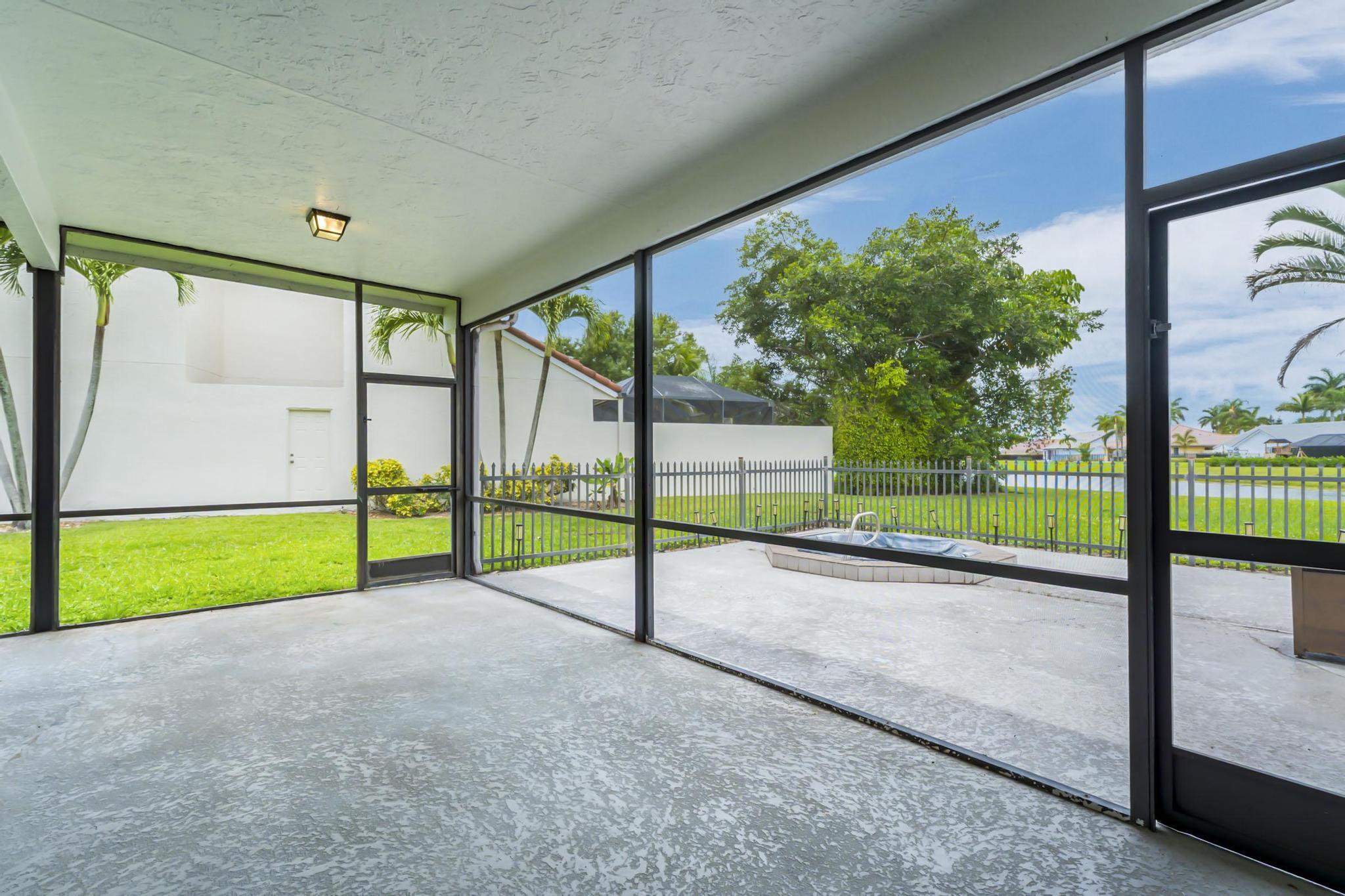 19325 Cherry Hills, Boca Raton FL 33498