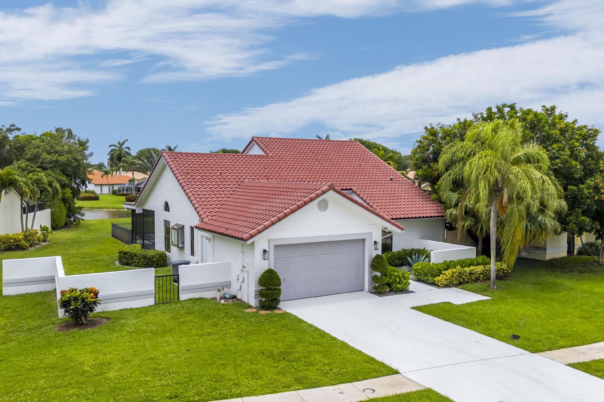 19325 Cherry Hills, Boca Raton FL 33498