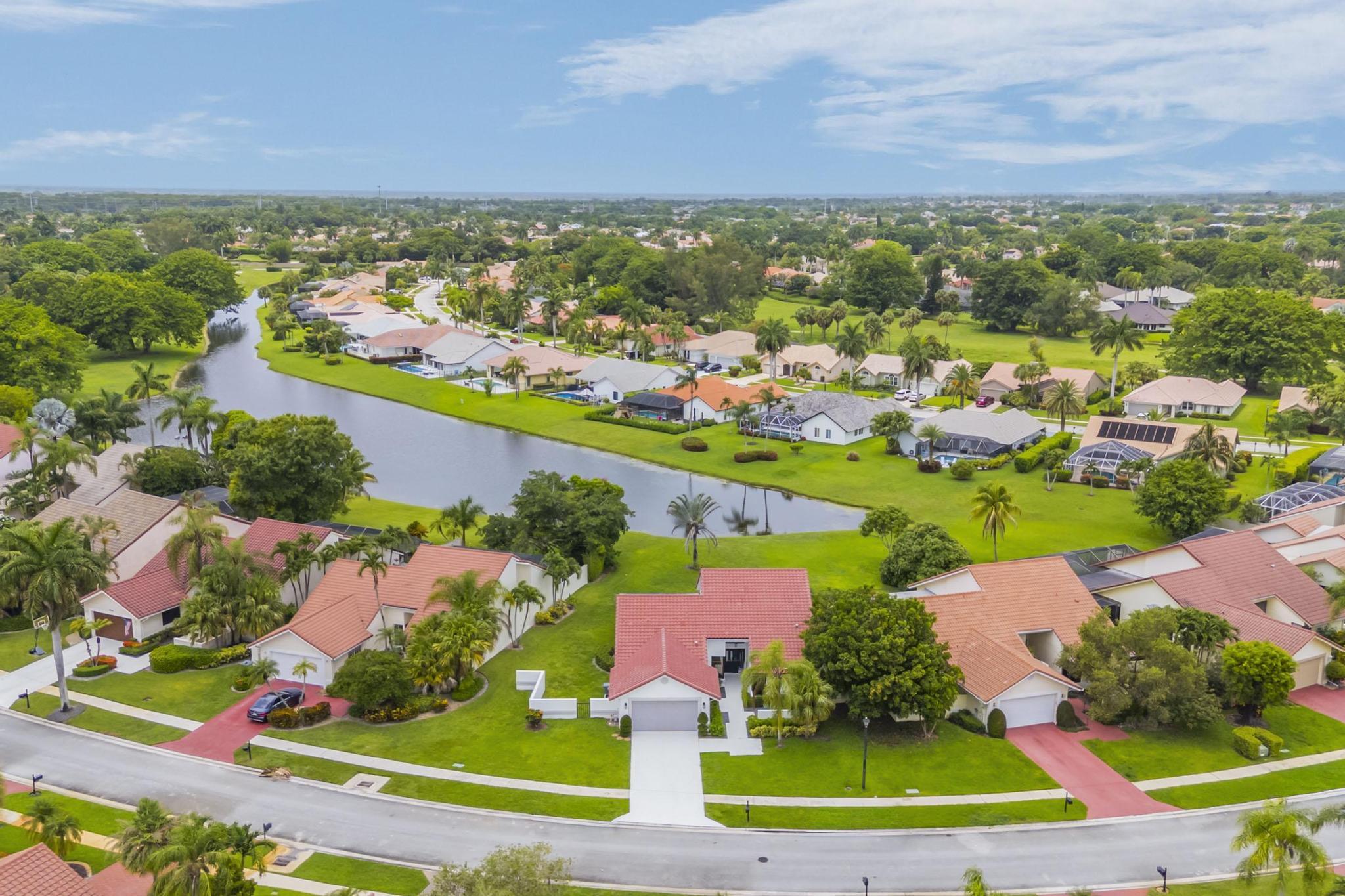 19325 Cherry Hills, Boca Raton FL 33498