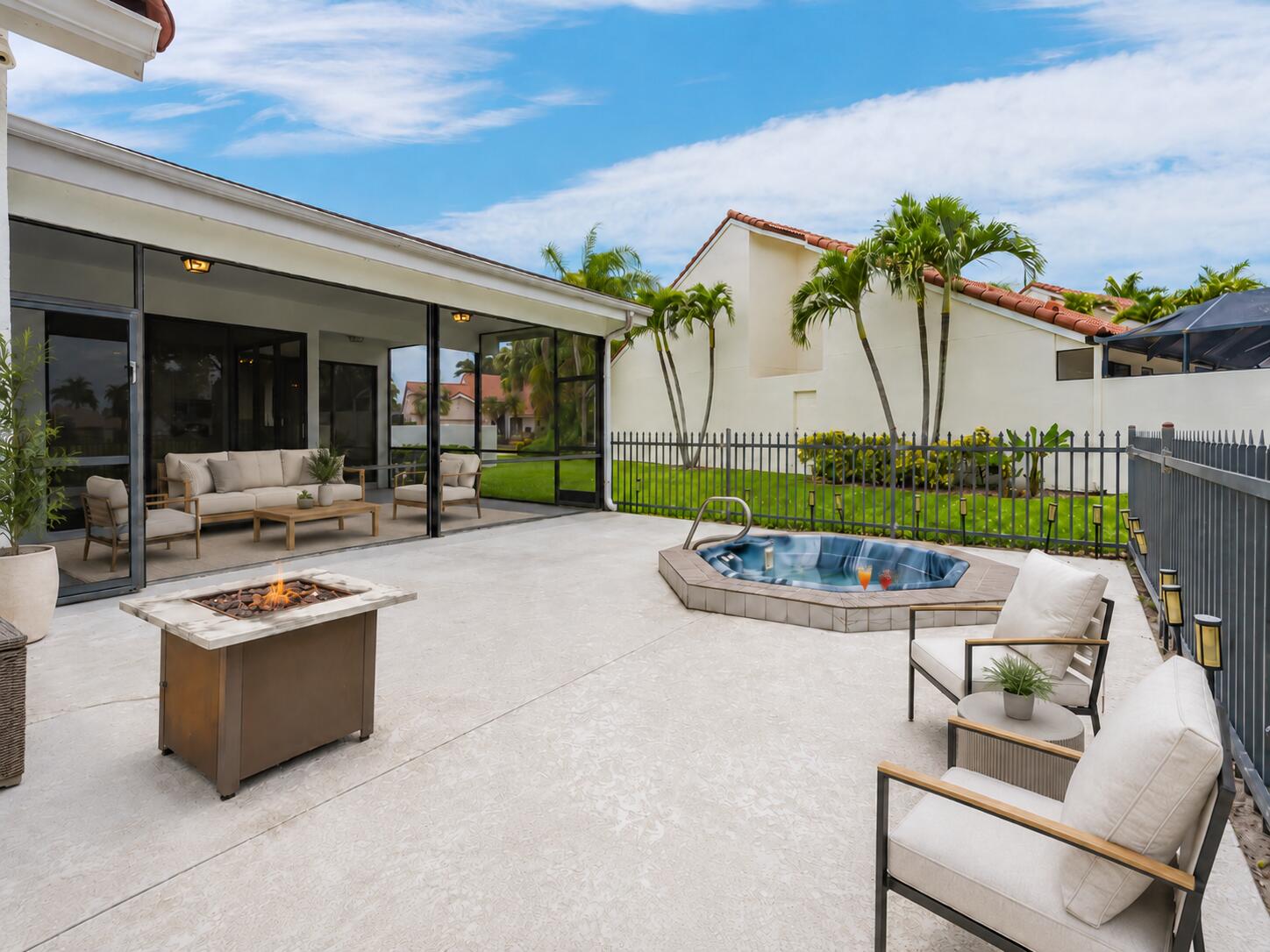 19325 Cherry Hills, Boca Raton FL 33498