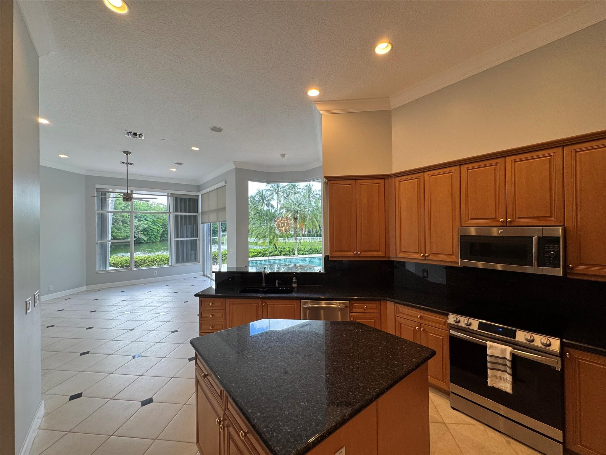 11165 Whitehawk, Plantation FL 33324