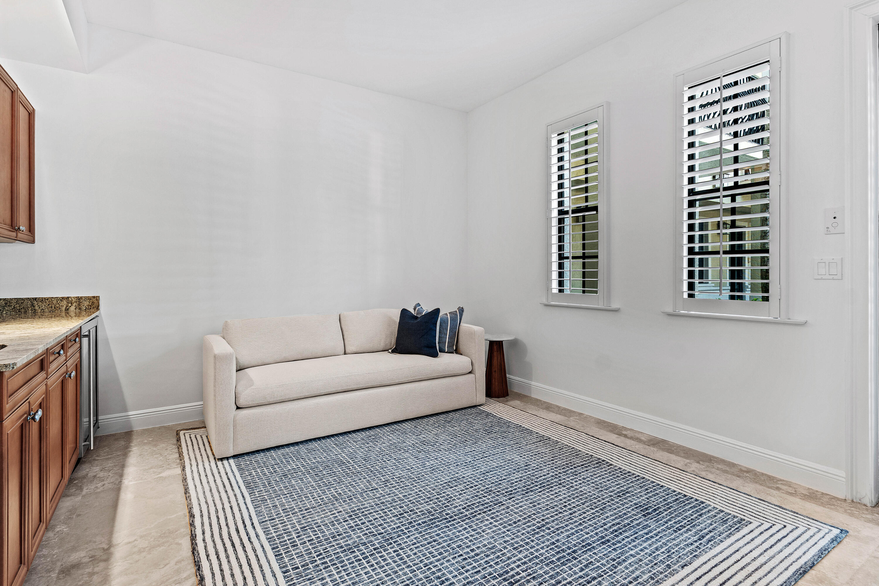 110 Gleason #203, Delray Beach FL 33483