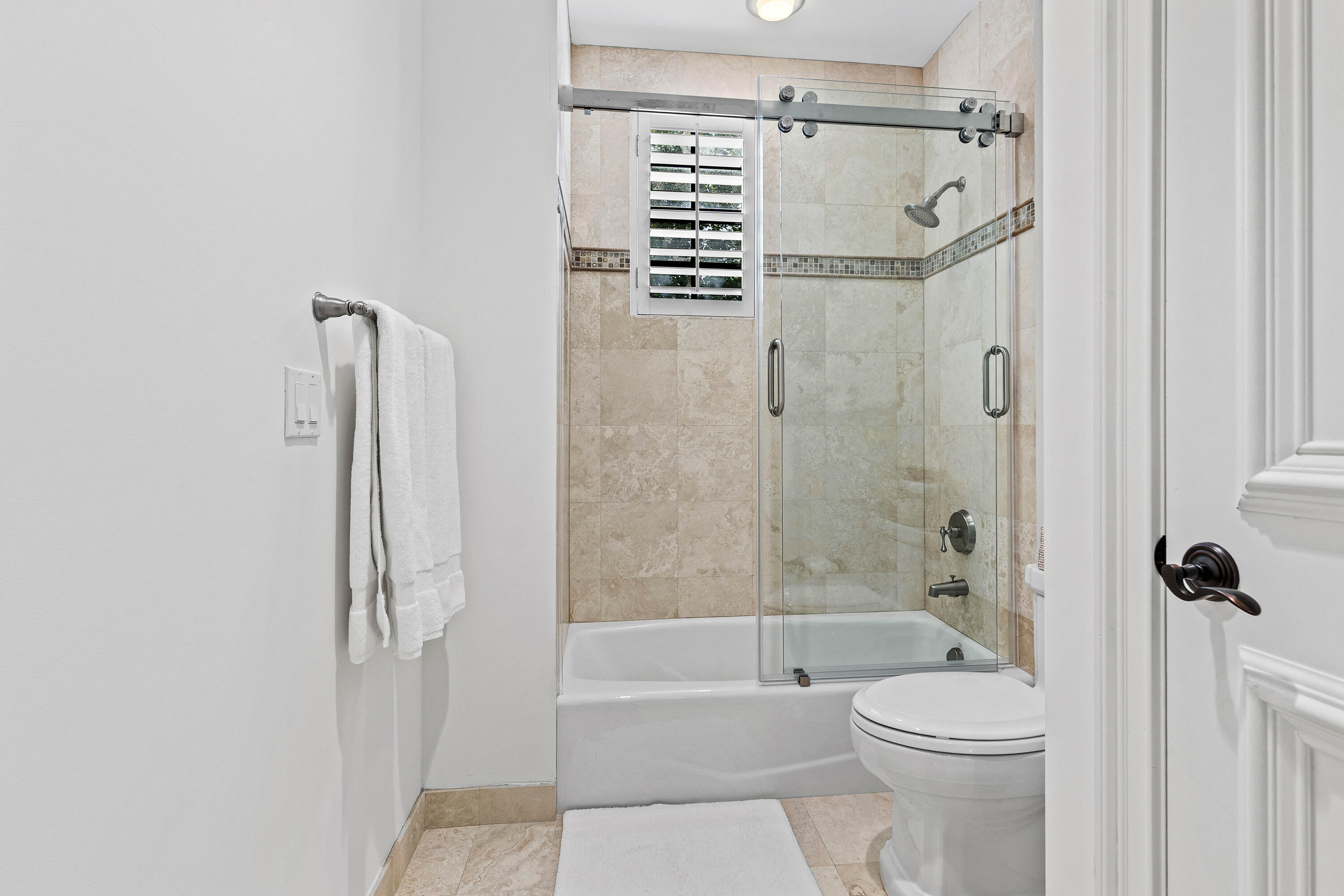 110 Gleason #203, Delray Beach FL 33483