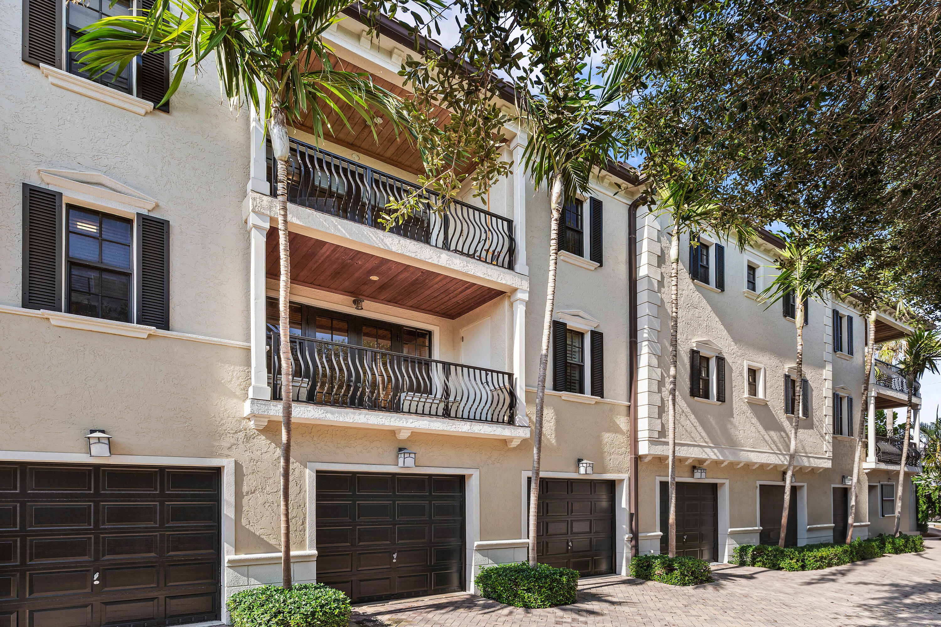 110 Gleason #203, Delray Beach FL 33483
