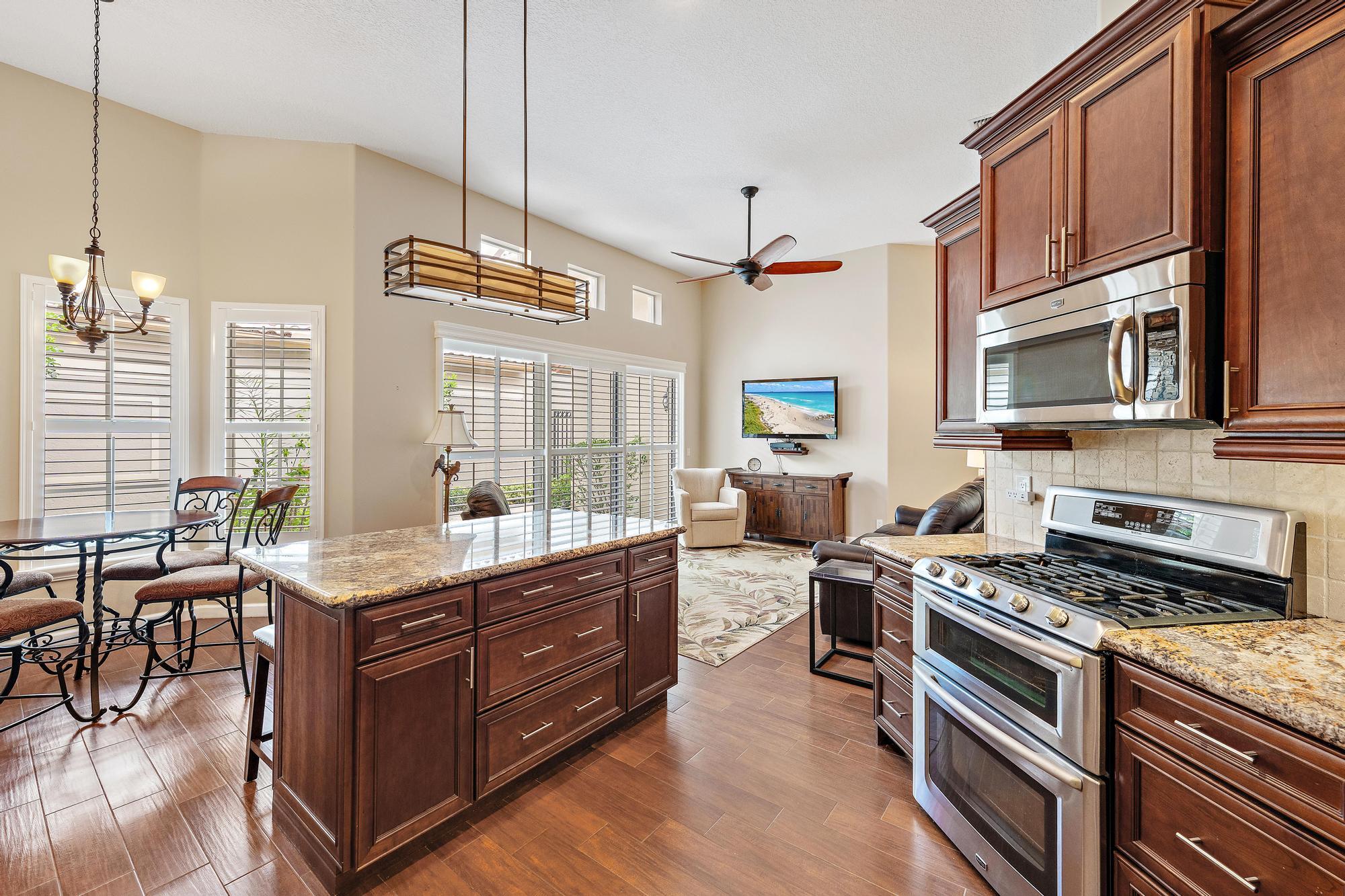 10350 Osprey, West Palm Beach FL 33412