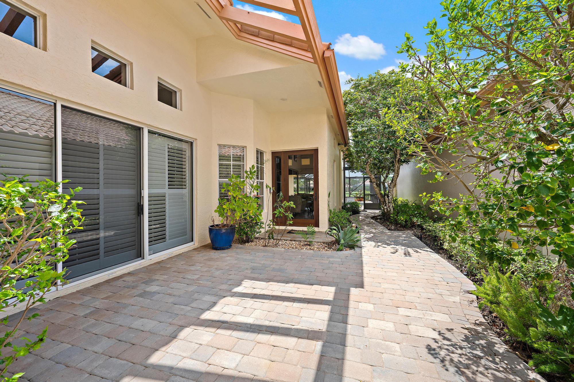 10350 Osprey, West Palm Beach FL 33412
