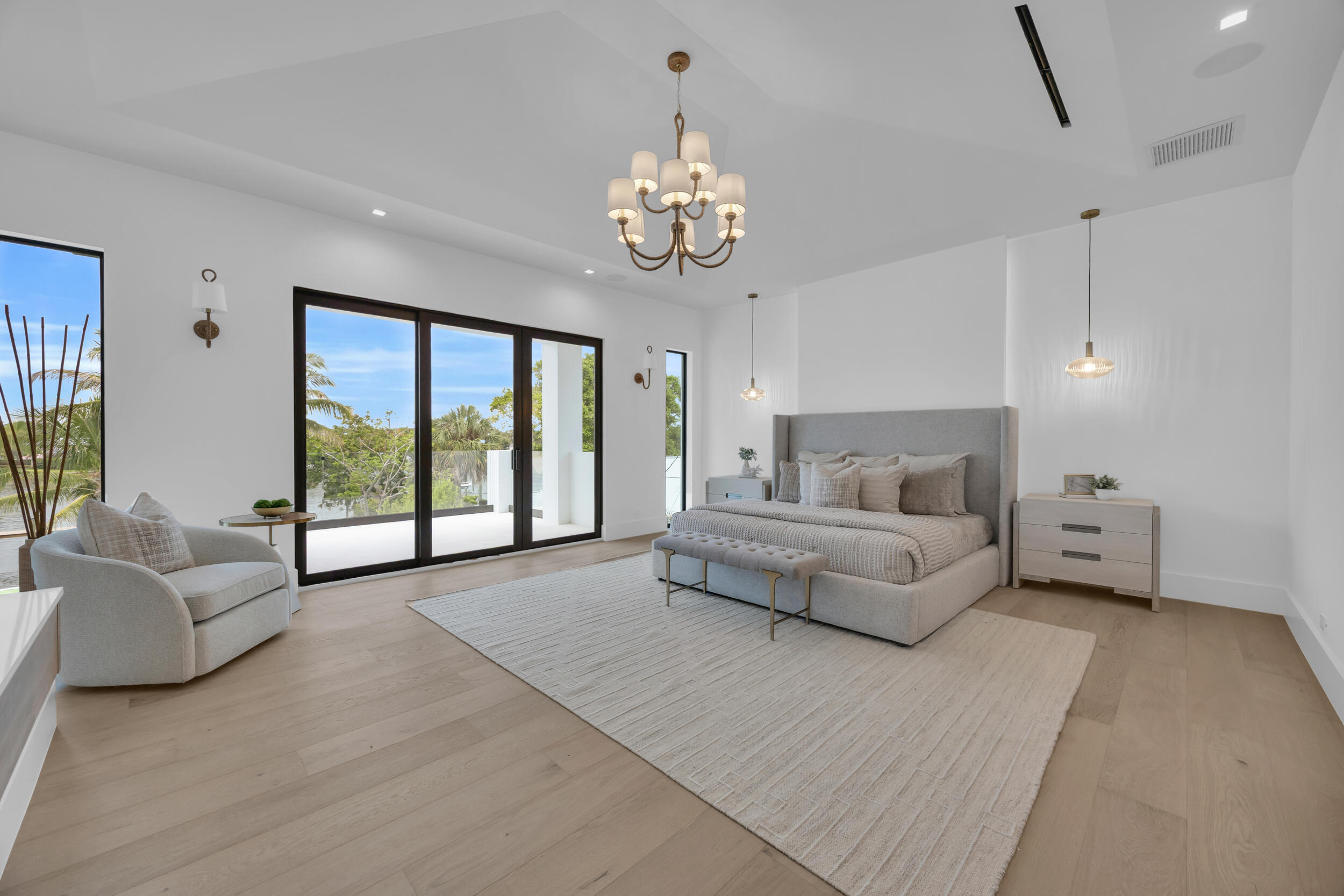 19175 W Riverside, Tequesta FL 33469
